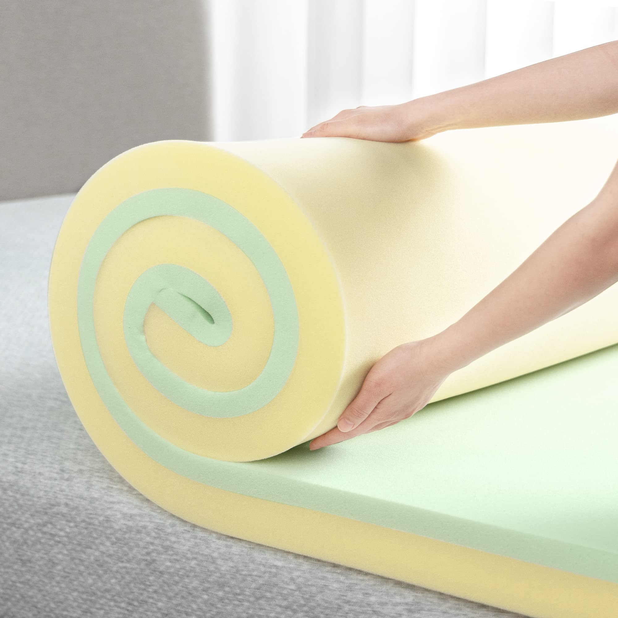 ZINUS 3 Inch Green Tea Memory Foam Mattress Topper Queen Size - Pressure Relieving, CertiPUR-US Certified Cooling Mattress Pad - Perfect for Back Pain Relief & Hot Sleepers, Fits Queen Beds