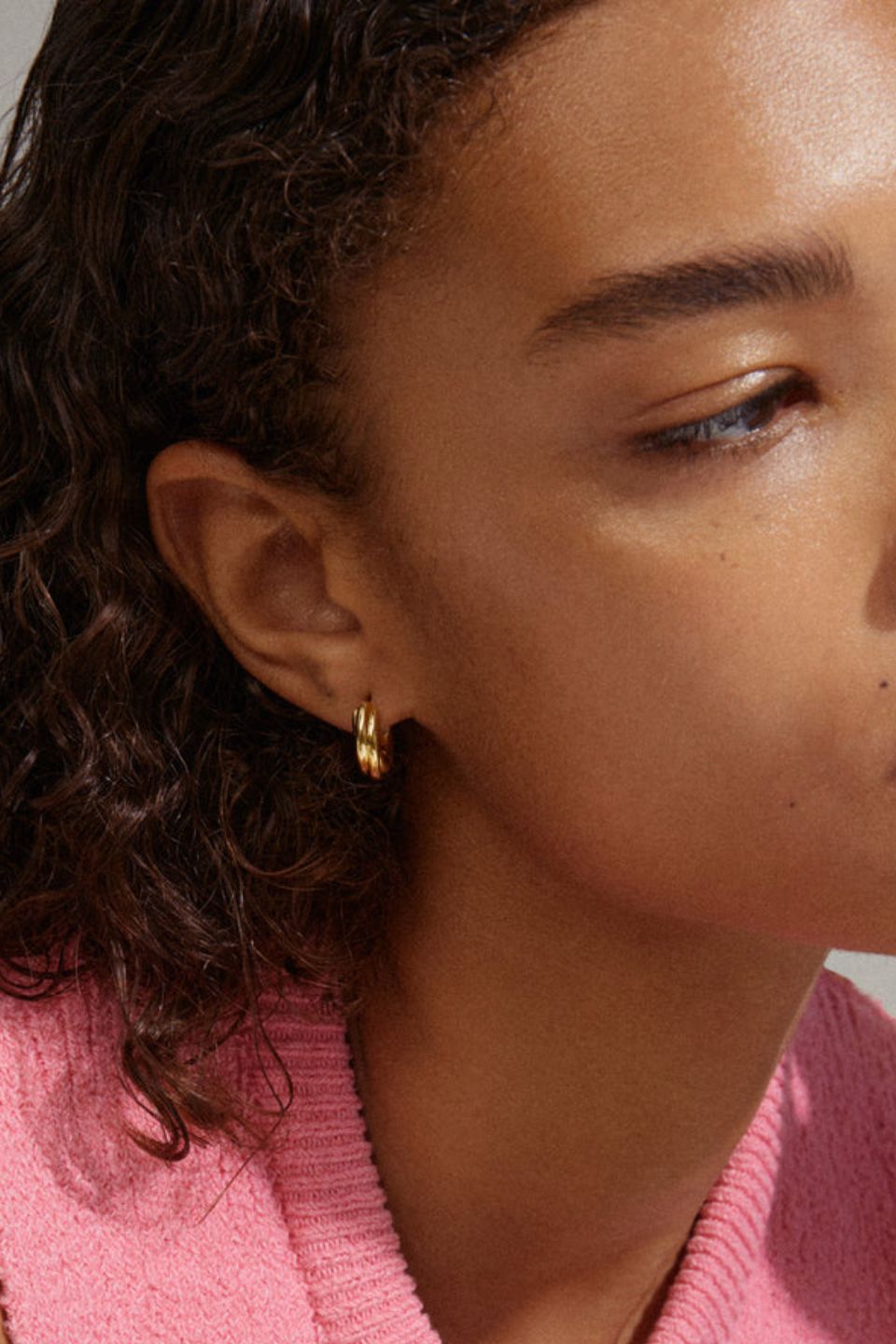 Edea Recycled Chunky Gold Plated Huggie Hoop Earrings for Women - Sustainable Fashion Jewelry for Everyday Wear & Special Occasions
