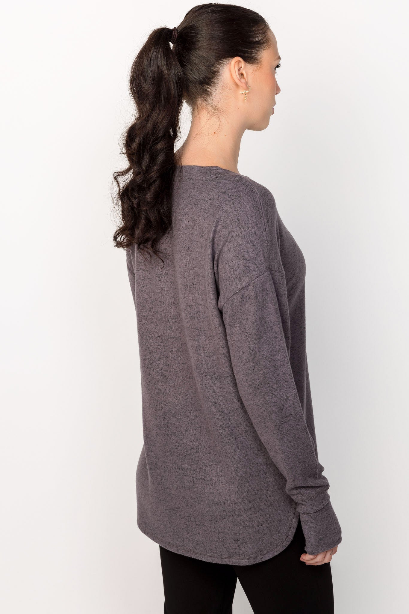 Supersoft Long Sleeve Crew Neck Sweater with Thumbholes - Cozy Winter Wear for Women & Men | Perfect for Casual Outfits, Office & Outdoor Activities