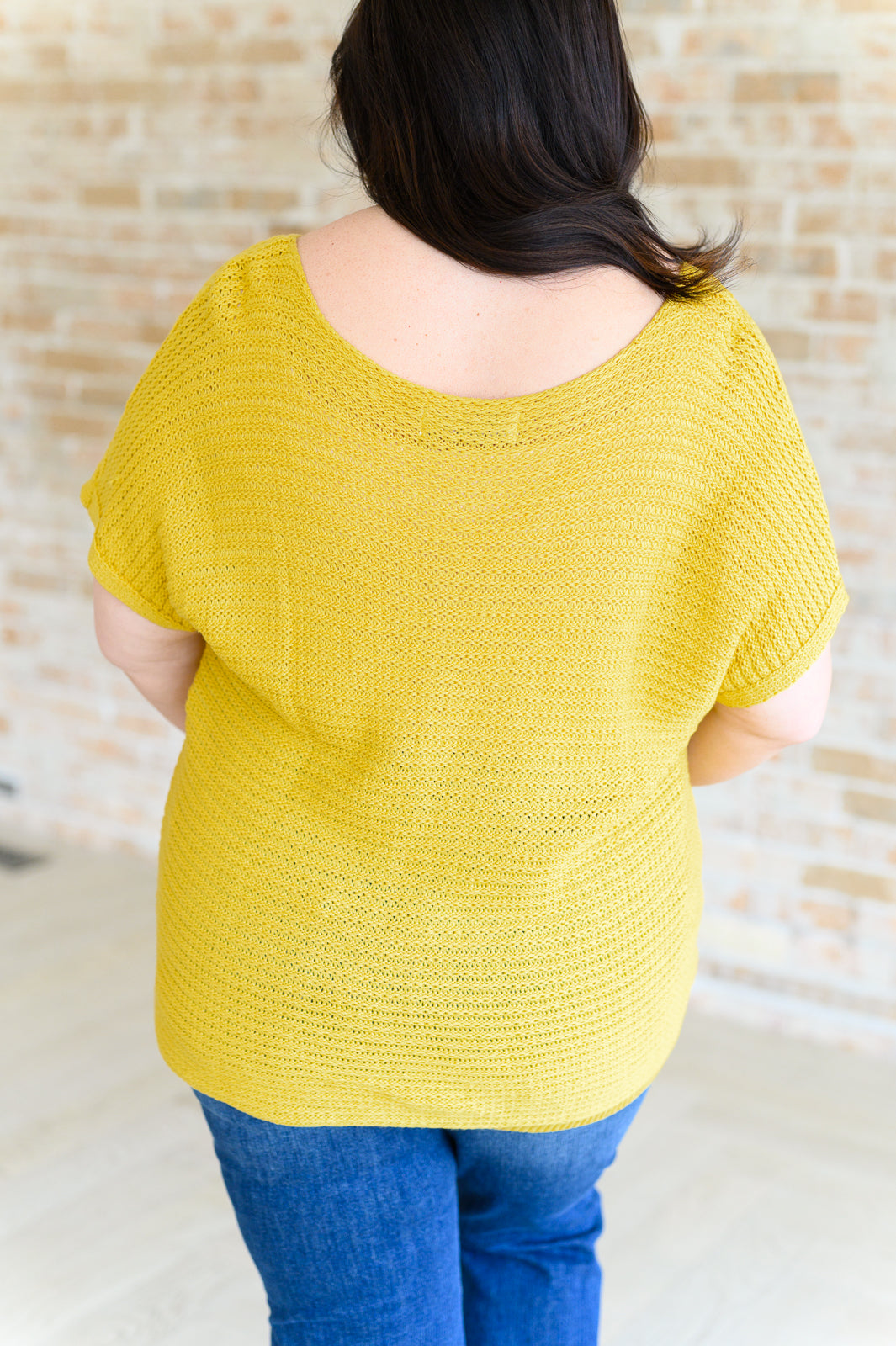 Guess Women's Knit Top - Soft & Comfortable Crewneck Sweater for Casual Wear, Office & Fall Outfits | Trendy & Stylish Pullover for Everyday Fashion