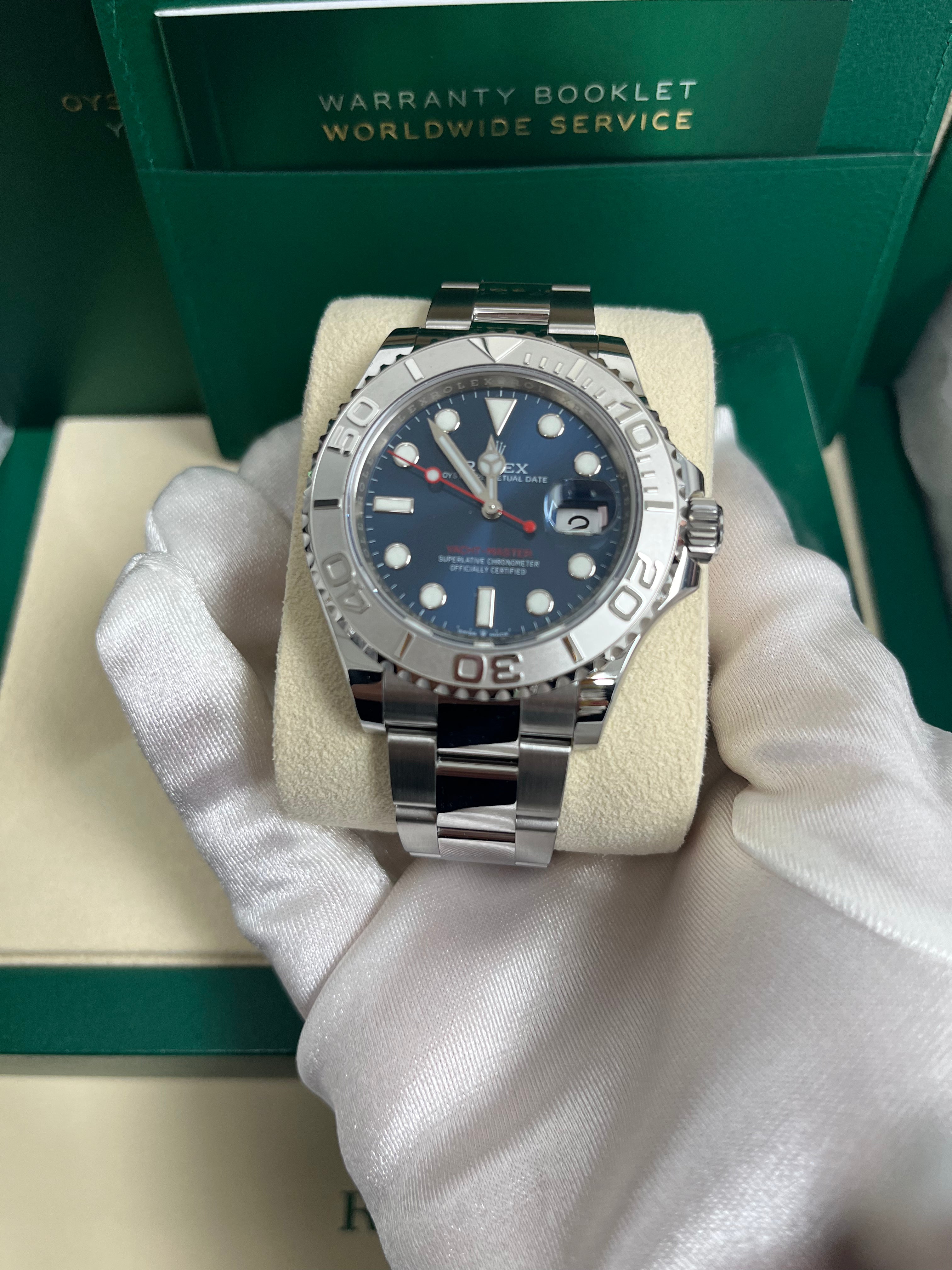 Rolex Yacht Master 40 Two Tone Platinum & Steel Men's Watch with Blue Sunray Dial (Ref# 126622) - Luxury Diving & Yachting Timepiece for Business Professionals & Watch Collectors