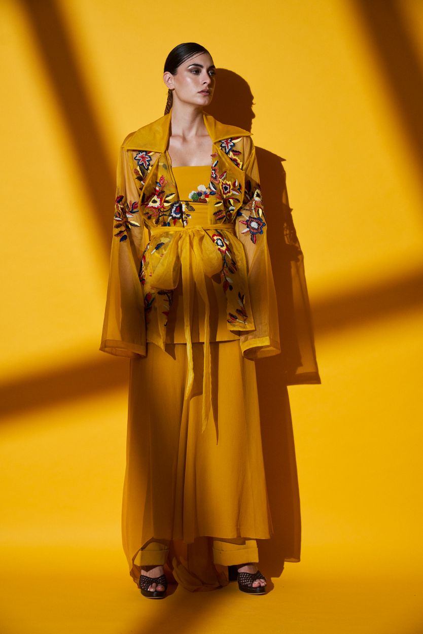 Elegant Yellow Short Tube Dress with Raffia Handwork - Perfect for Summer Beach Parties and Casual Outings