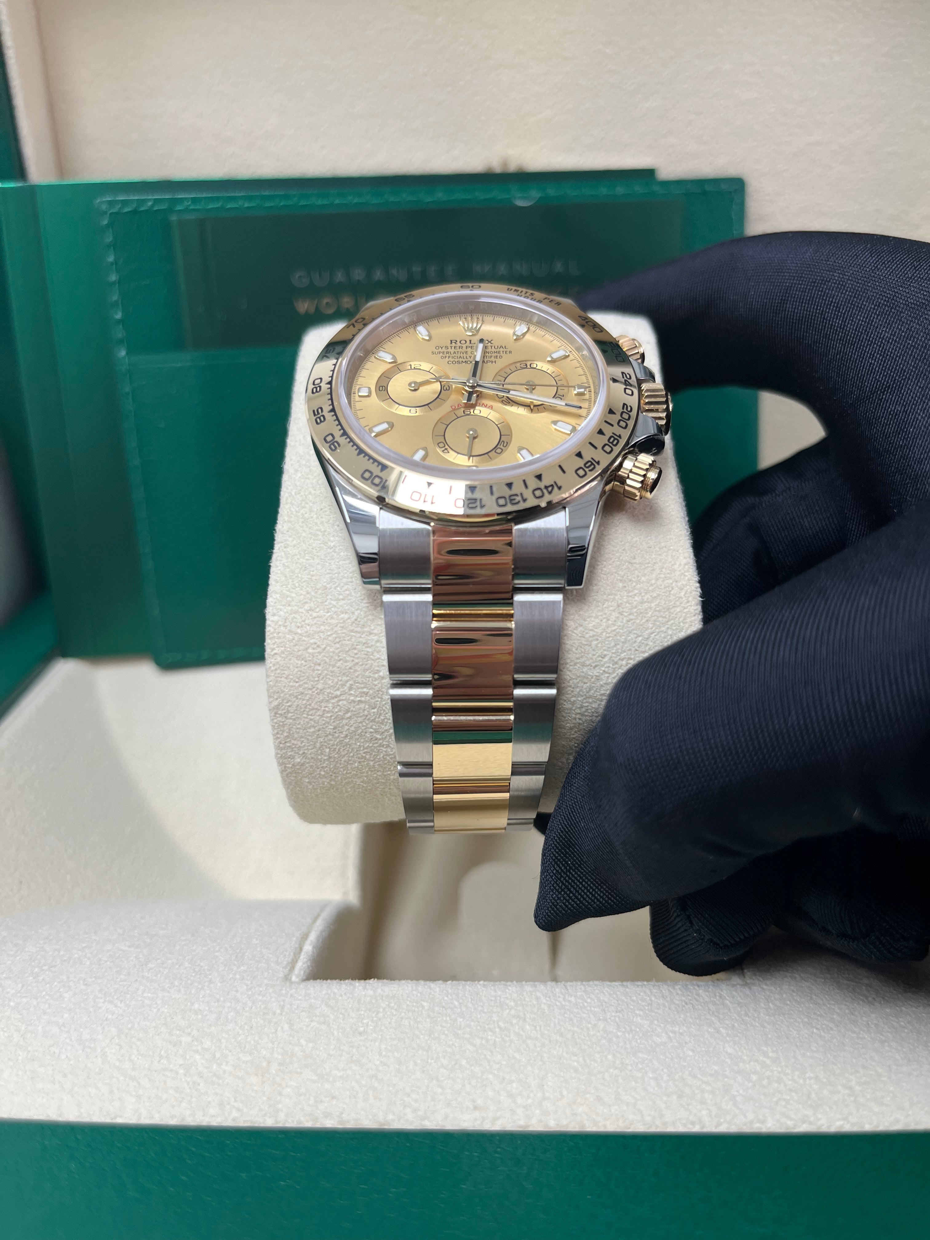 Rolex Daytona 40mm Yellow Rolesor Cosmograph Watch - Champagne Index Dial 116503 | Luxury Men's Chronograph Timepiece for Business, Formal Events & Collectors