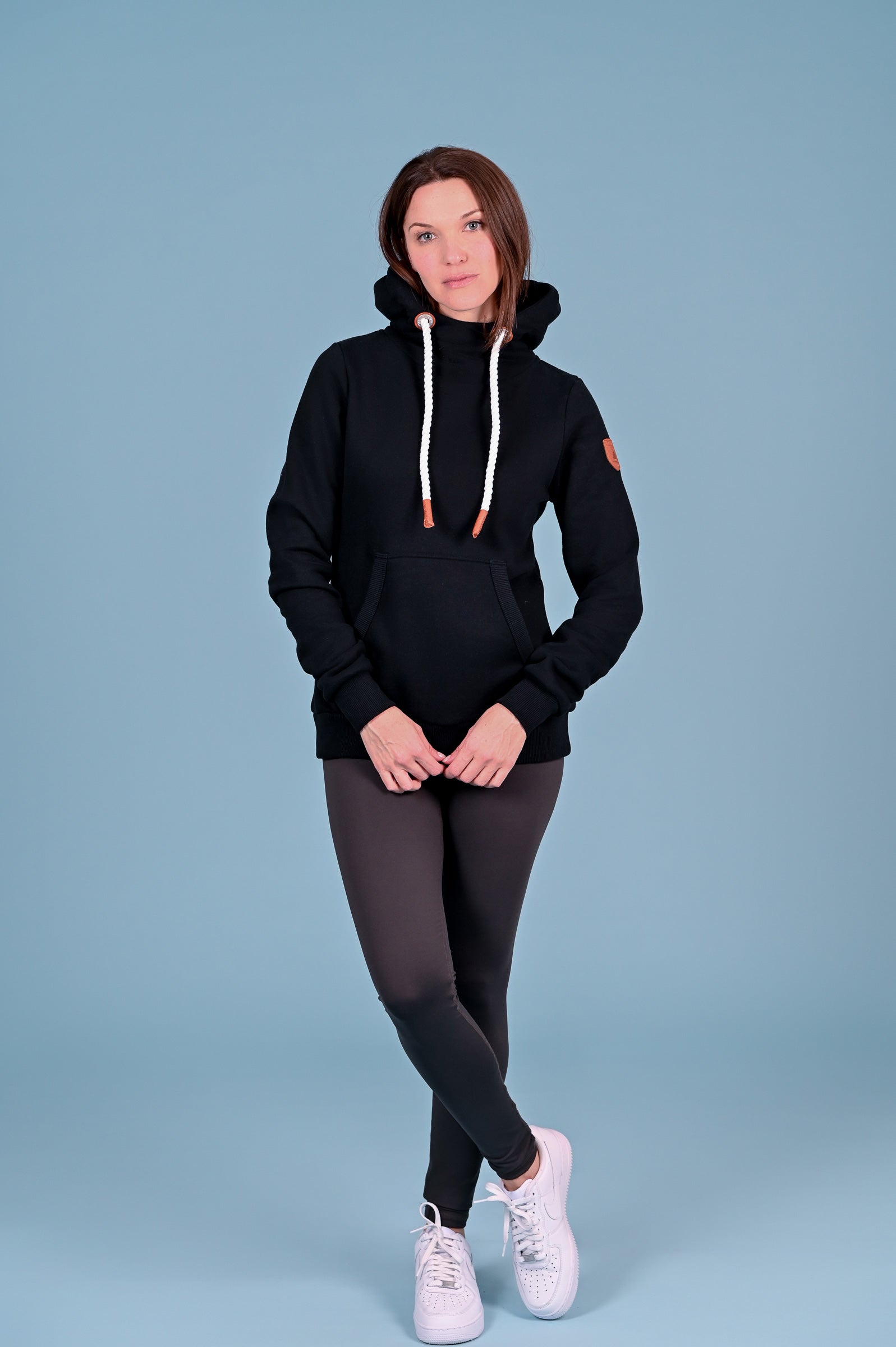 Stylish Black Hoodie for Men & Women | Comfortable Cotton Pullover Sweatshirt | Perfect for Casual Wear, Gym, and Outdoor Activities