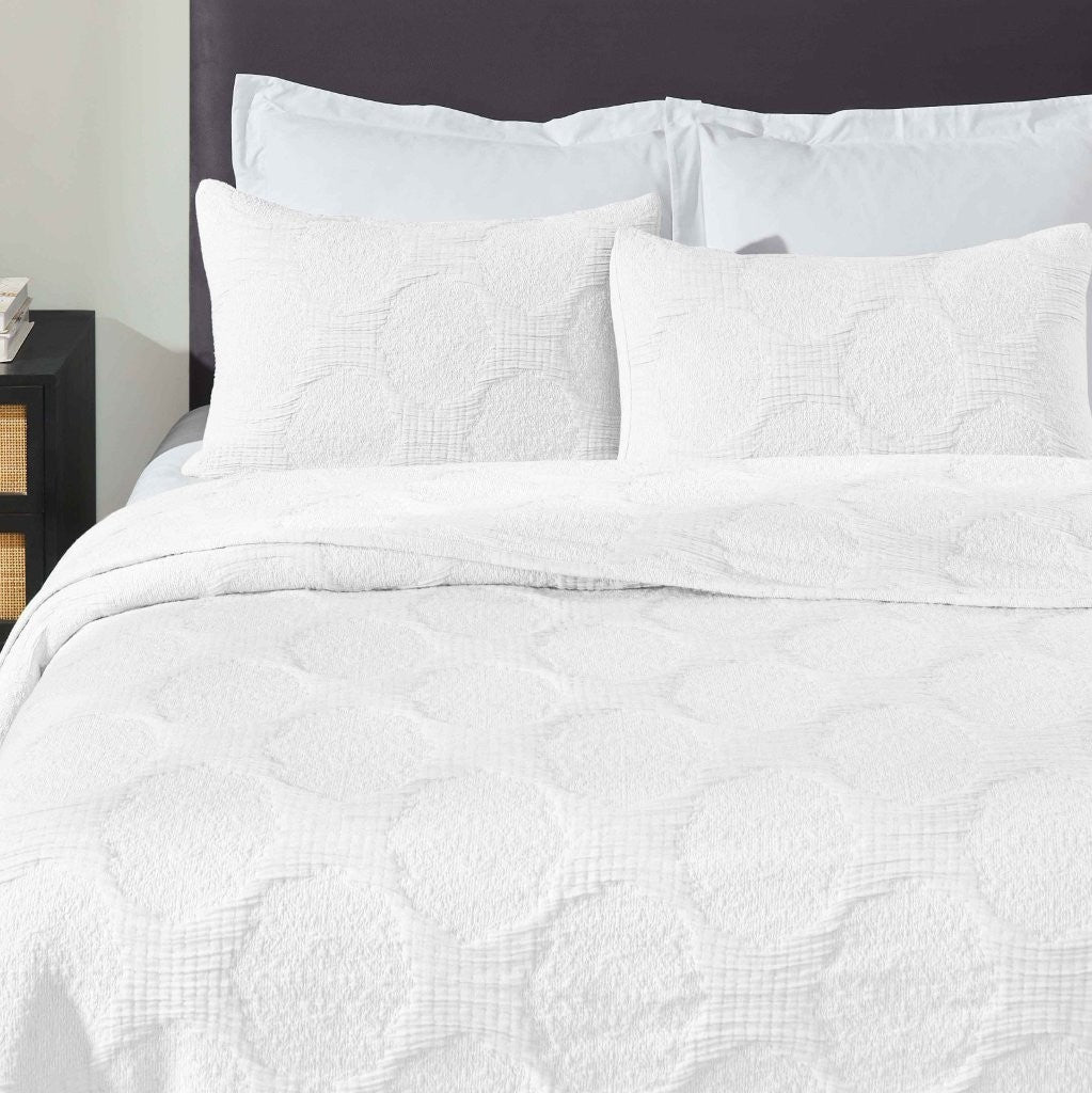 Tanta Cotton Medium Weight Crinkle Woven Coverlet - Soft & Breathable Bedspread for All Seasons | Perfect for Bedroom Decor, Guest Rooms & Cozy Home Styling