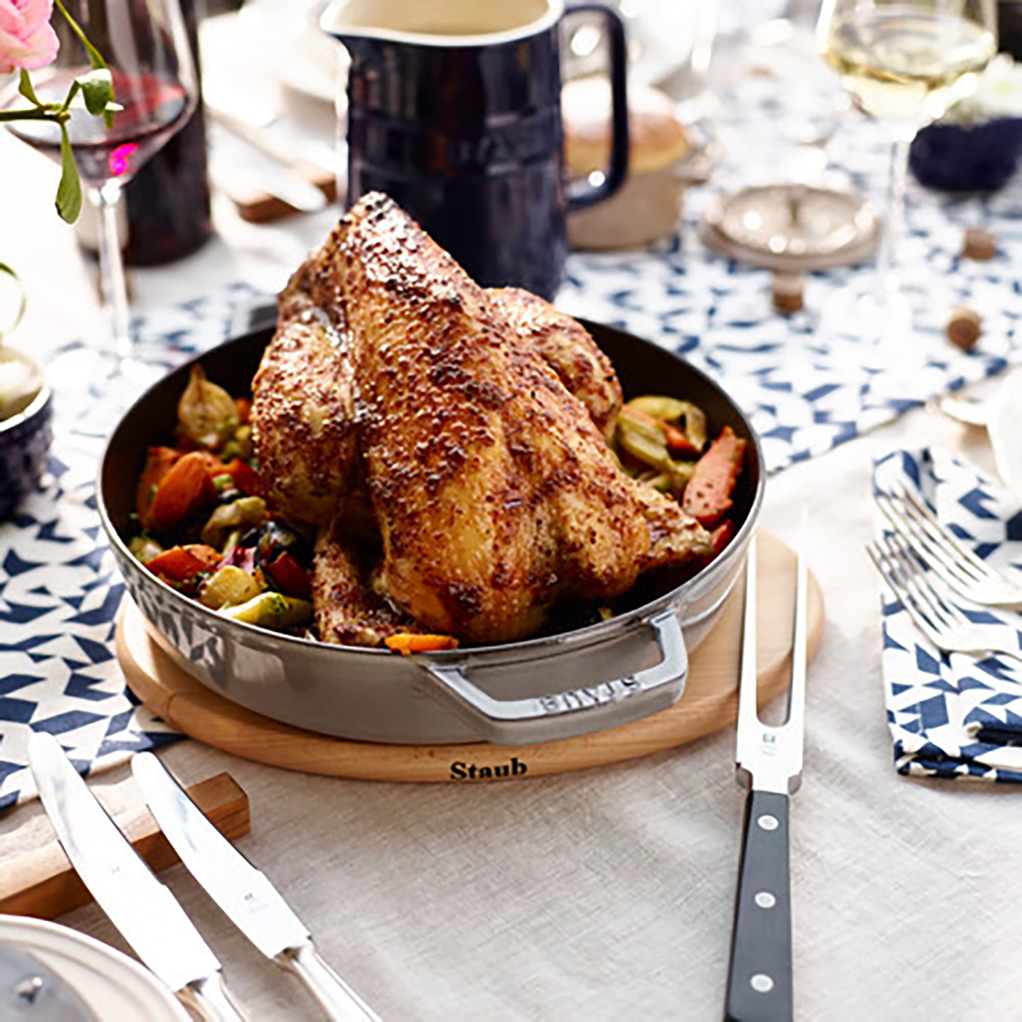 Staub 13-inch Cast Iron Double Handle Fry Pan - Premium Graphite Grey, Made in France - Perfect for Searing, Frying & Oven Cooking