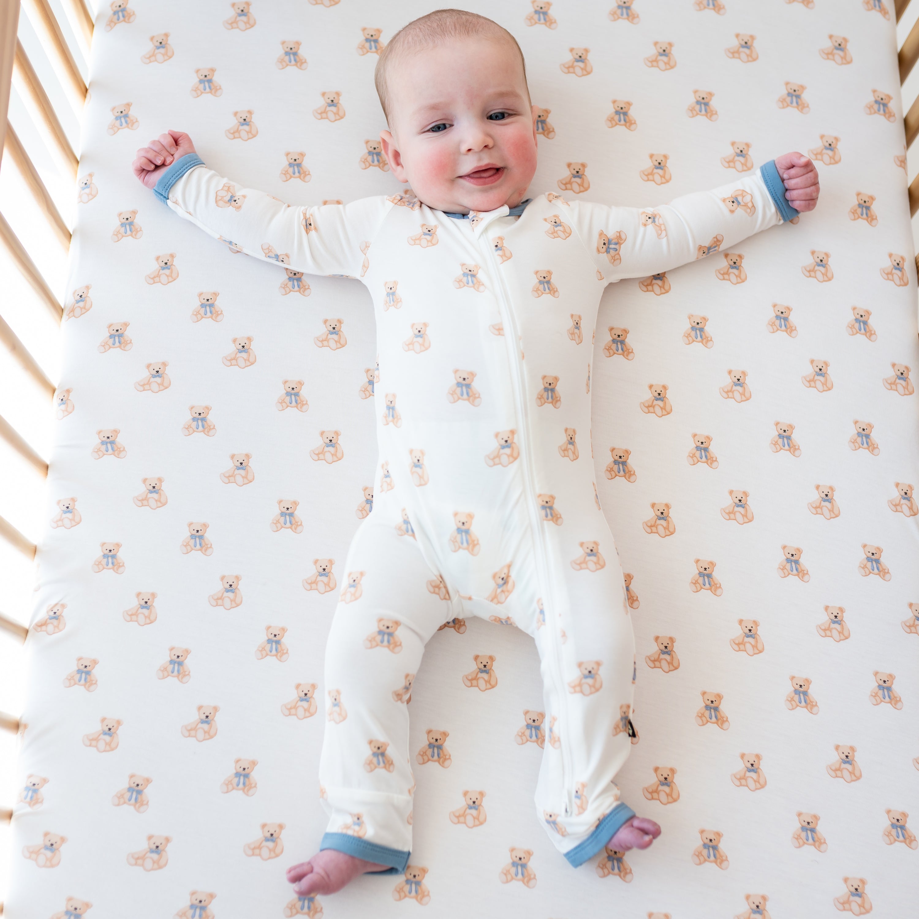 Soft Teddy Bear Zippered Romper for Baby - Cozy One-Piece Outfit for Playtime, Sleep & Photo Shoots