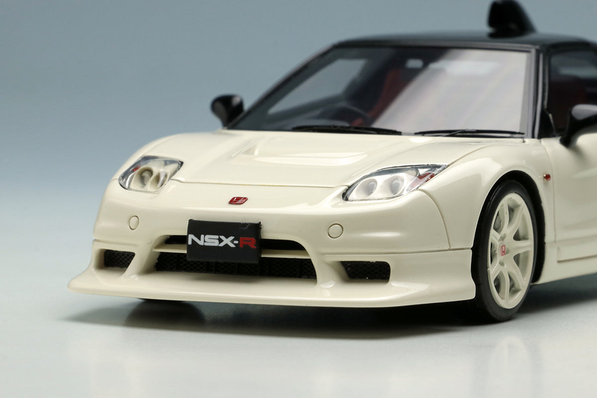 1:43 Scale Honda NSX R GT (NA2) 2005 Diecast Model Car - Collectible Japanese Sports Vehicle for Display & Racing Enthusiasts - Perfect for Home Office Decor, Car Shows & Gift Giving