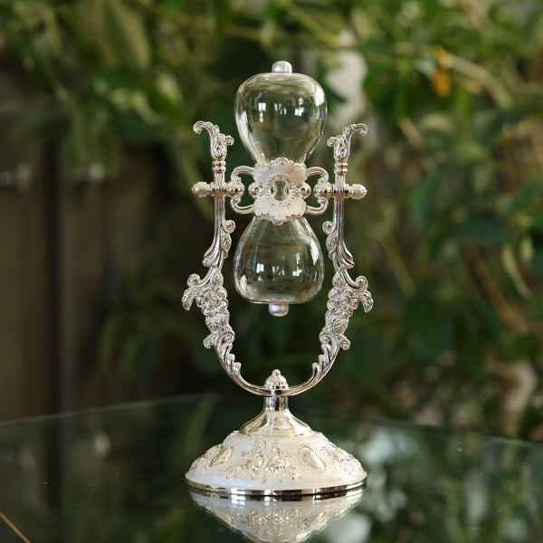 Vintage Silver Rose Rotating Hourglass Sand Timer - Elegant Desk Decor for Home Office, Wedding Centerpiece & Romantic Gift Idea