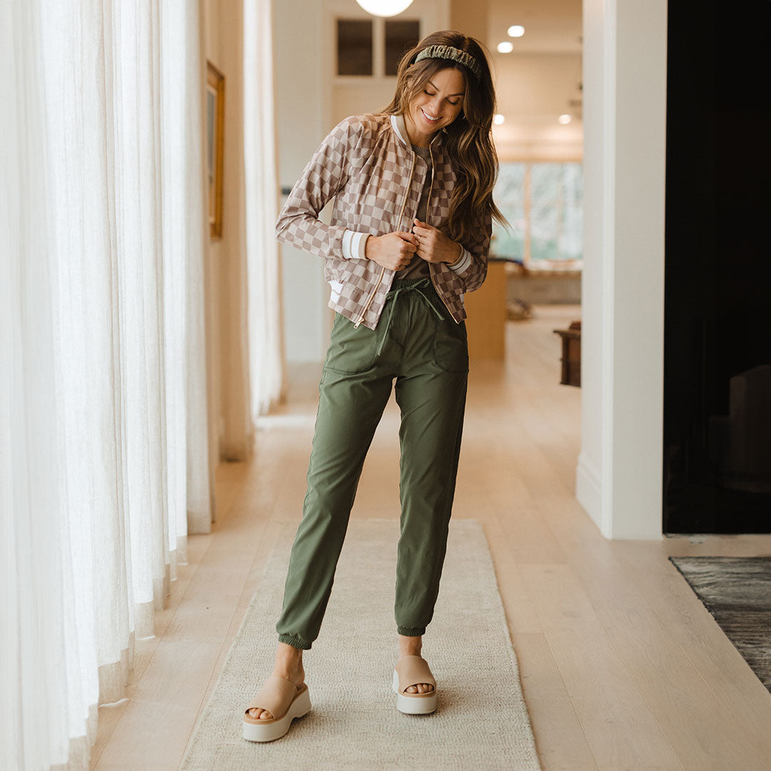 Everywhere Joggers for Women - Comfortable Sage Green Lounge Pants for Yoga, Running & Casual Wear