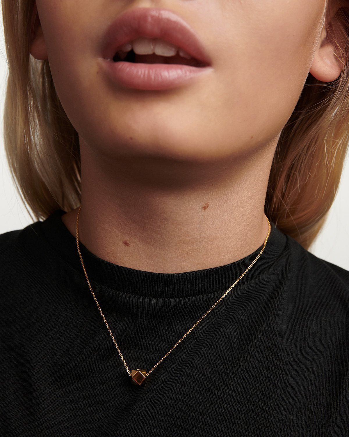 GRID 3 Bambina Gold Necklace for Women - 14K Solid Gold Dainty Chain Necklace - Elegant Minimalist Jewelry Gift for Her - Perfect for Everyday Wear, Date Nights & Special Occasions