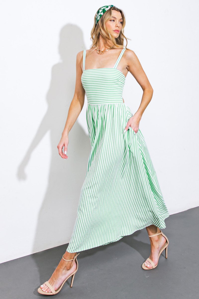 Stylish Floral Woven Midi Dress for Women - Perfect for Summer Parties, Beach Vacations & Date Nights