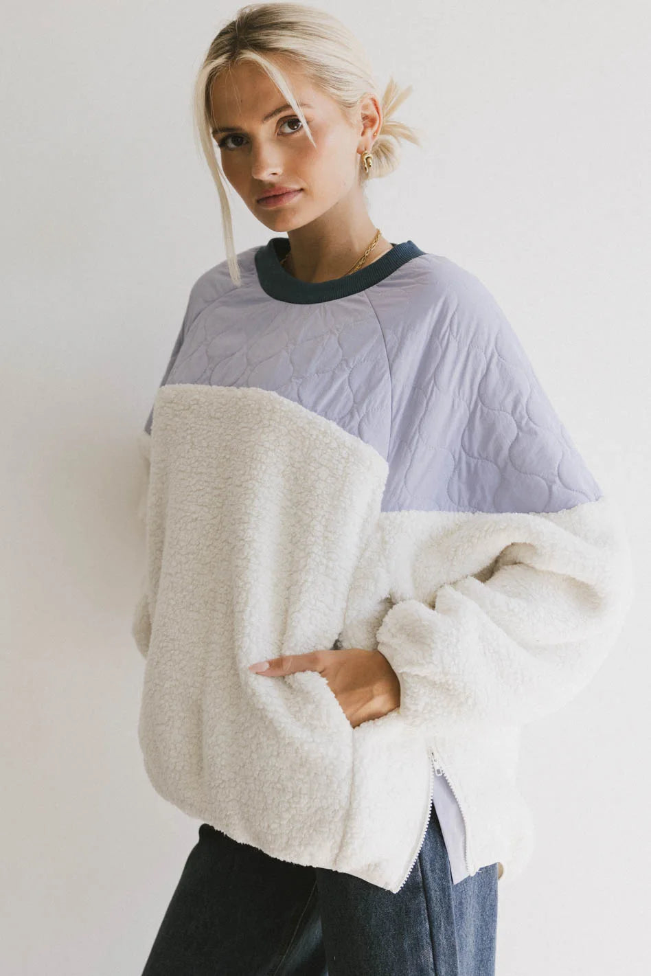 Kylan Contrast Pullover Sweater - Stylish & Comfortable Knit Top for Men & Women | Perfect for Casual Outfits, Layering & Fall Fashion | FINAL SALE