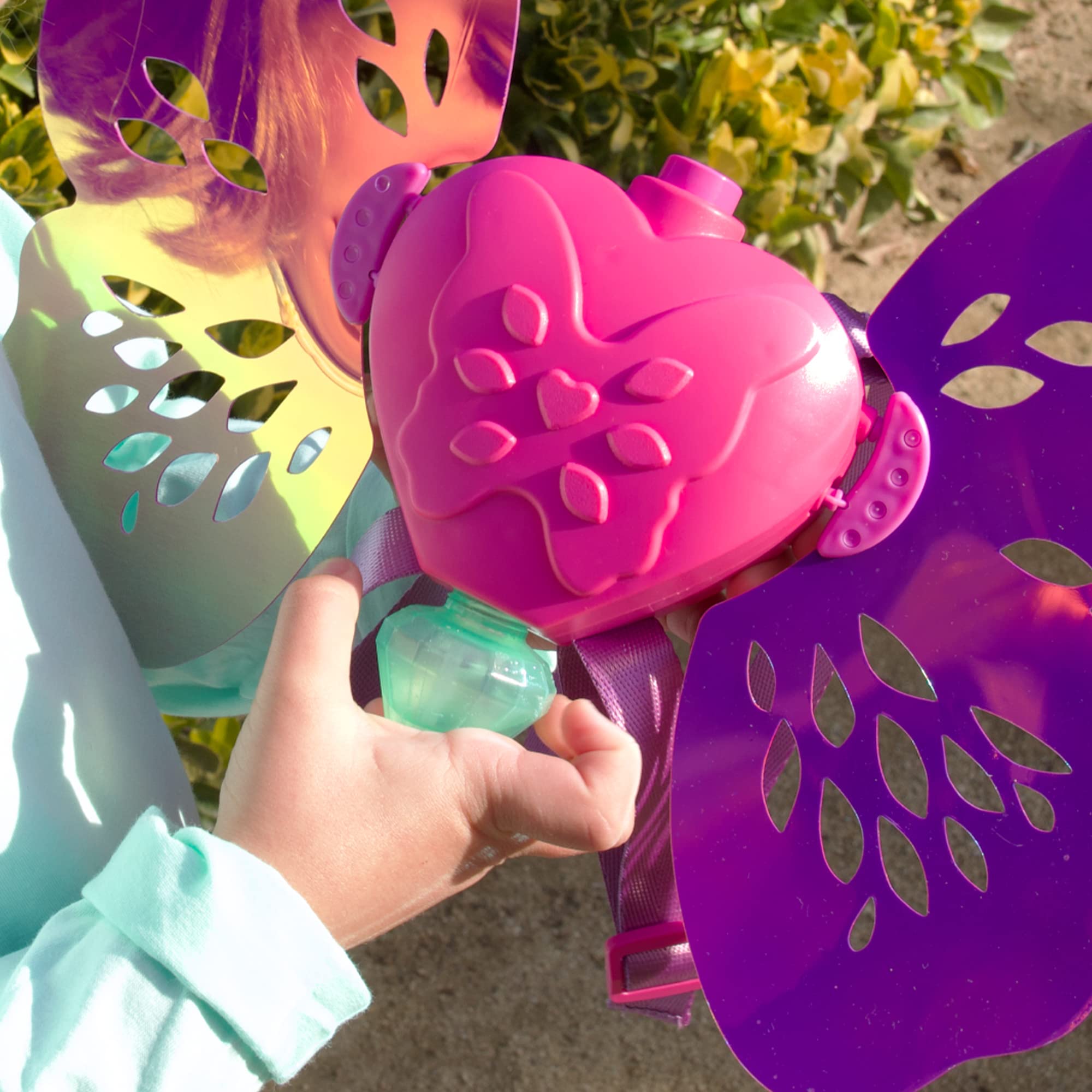 IMC TOYS Bubble Wings Fairy - Magical Bubble Maker for Kids 3+ | Outdoor Play