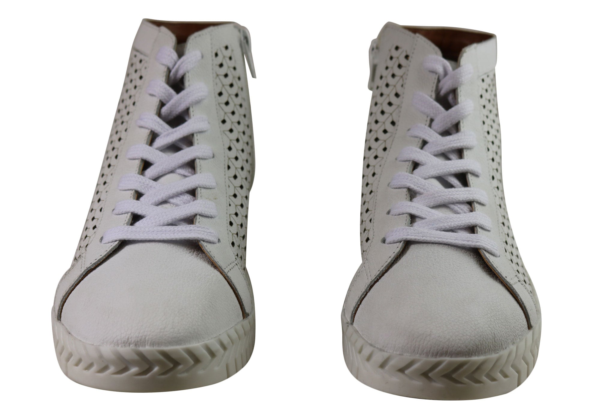 Orcade Mistee Women's Comfortable Leather Ankle Boots - Made in Brazil - Stylish & Durable for Work, Casual Outfits & Fall Fashion