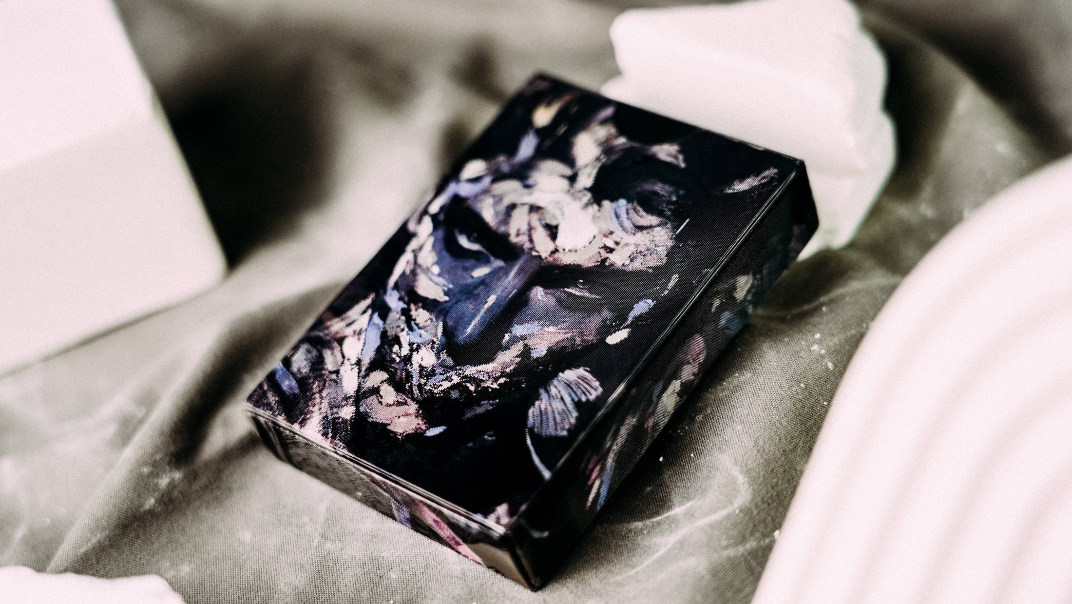 Premium Mirage Grating Collectors Box Set - Silent Playing Cards for Magic Tricks, Poker & Cardistry | Perfect Gift for Card Enthusiasts & Professional Performers
