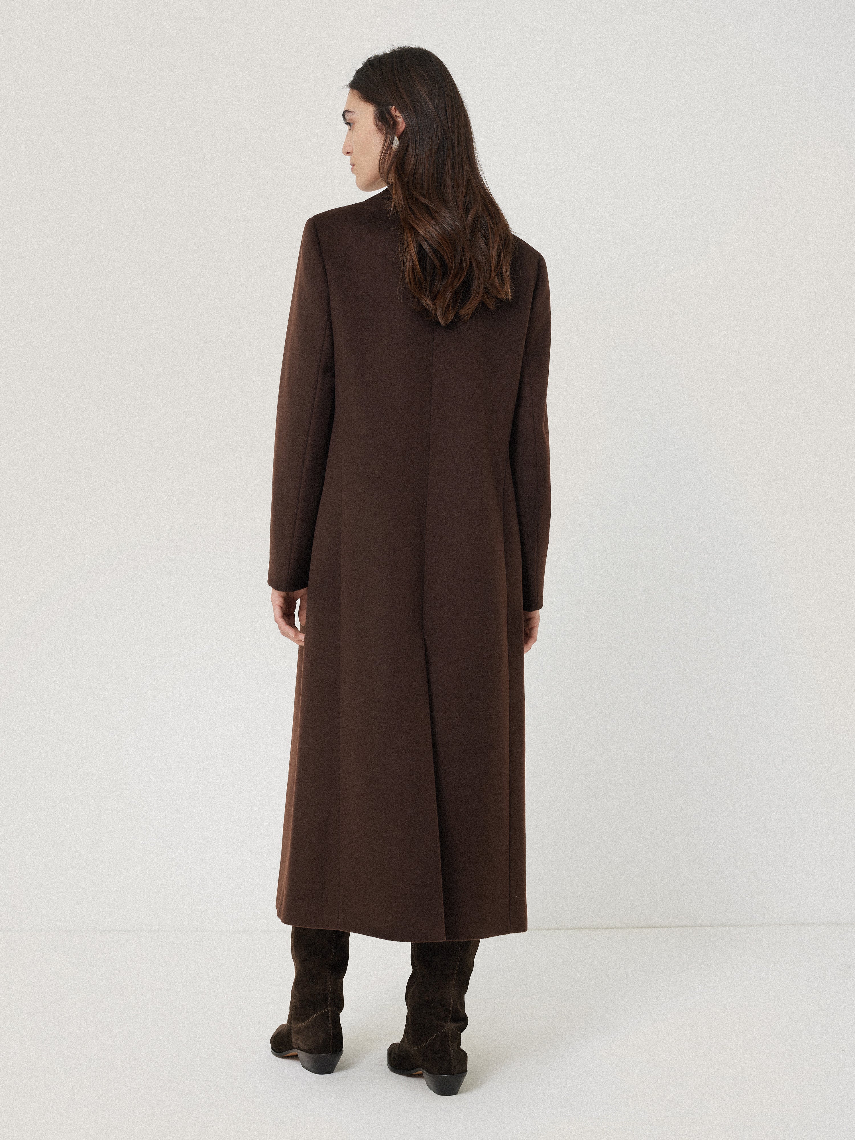 Wool Maxi City Coat for Women - Warm Winter Long Coat in Chocolate Brown | Perfect for Urban Commuting & Outdoor Adventures