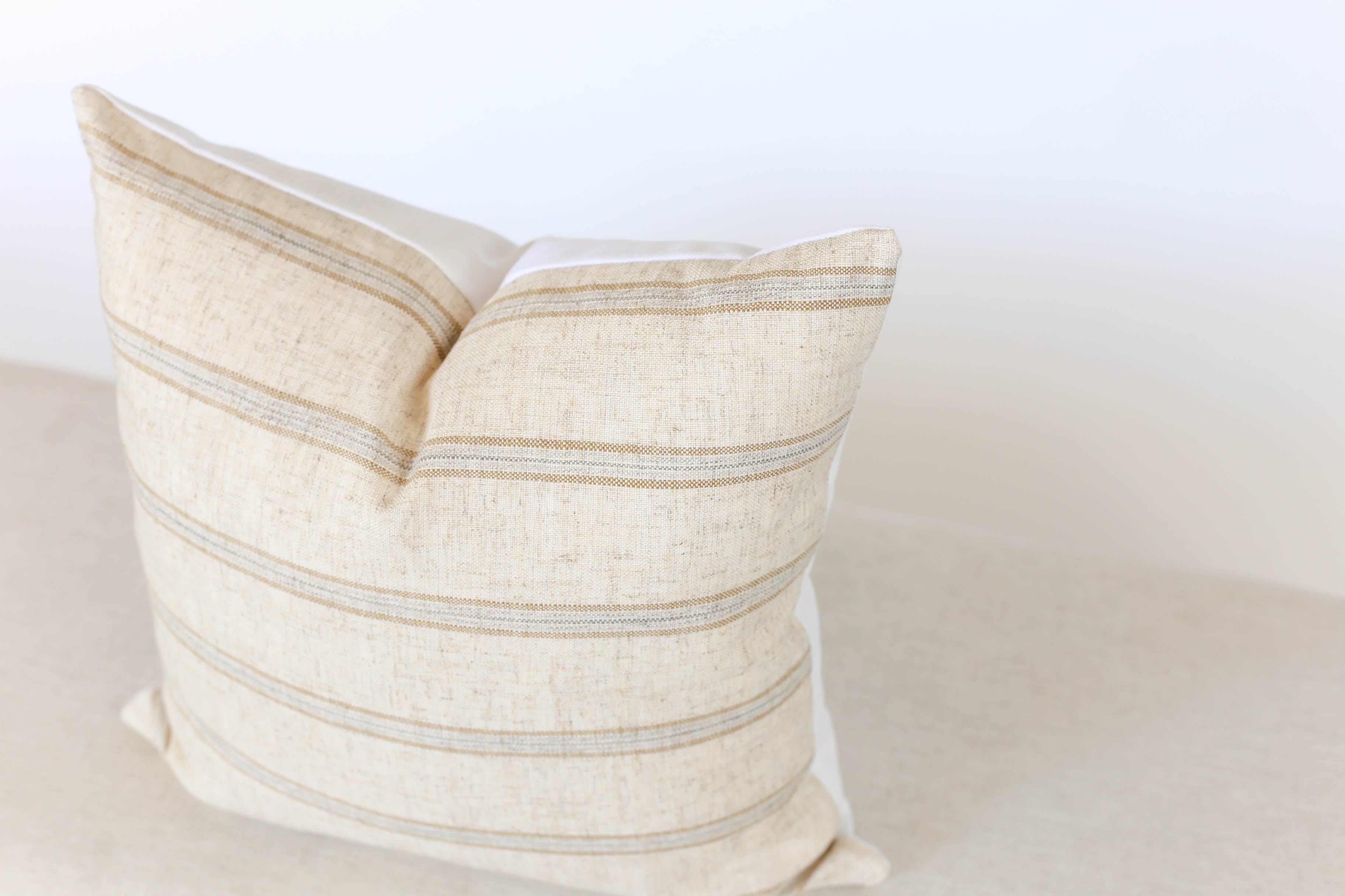 Hamilton Decorative Pillow Cover - Soft & Stylish Cushion Case for Sofa, Bed, or Chair - Perfect for Living Room, Bedroom, or Office Decor