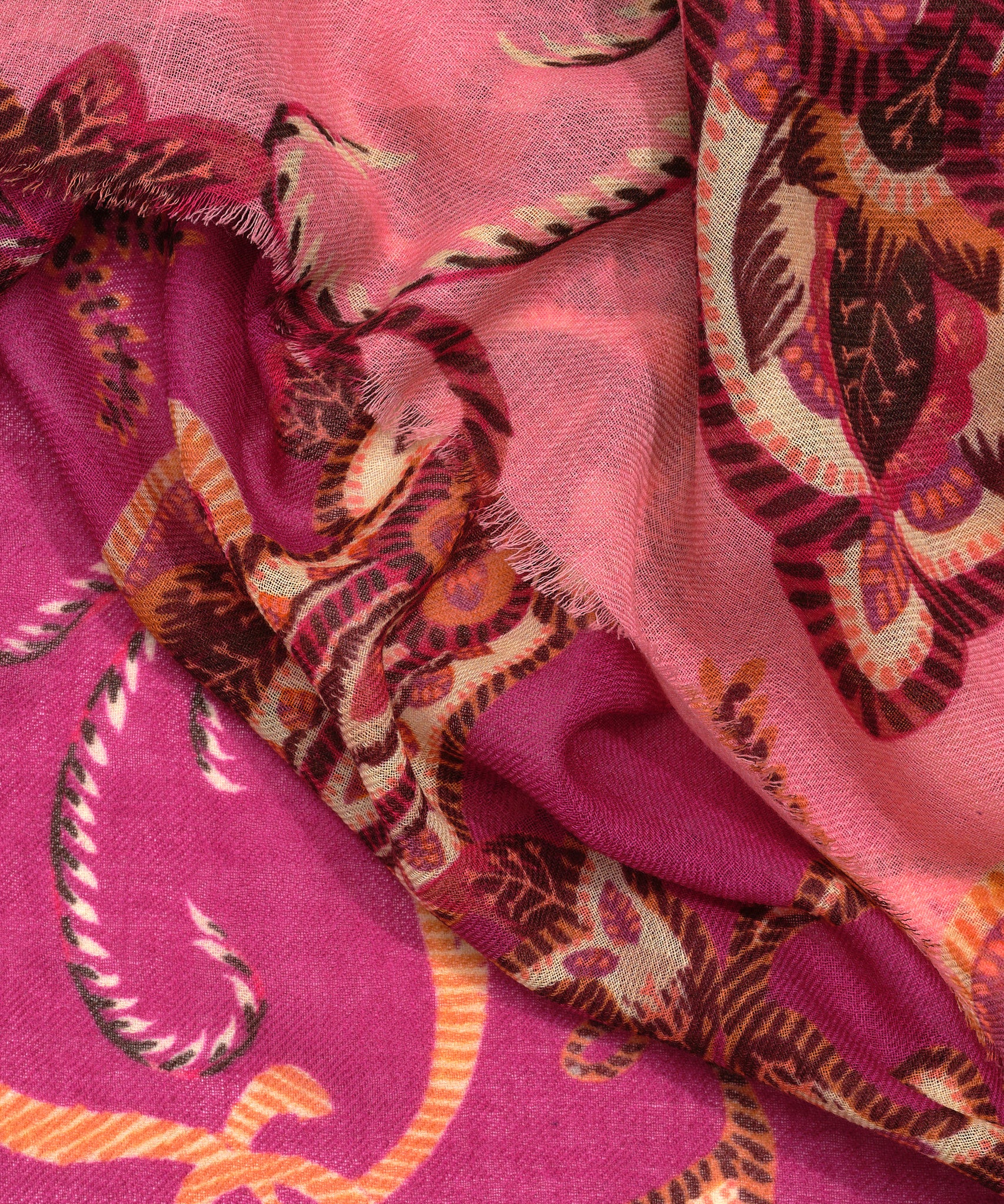 Elegant Paisley Split Wrap Scarf - Stylish Boho Fashion Accessory for Women | Perfect for Casual Outfits, Parties & Travel