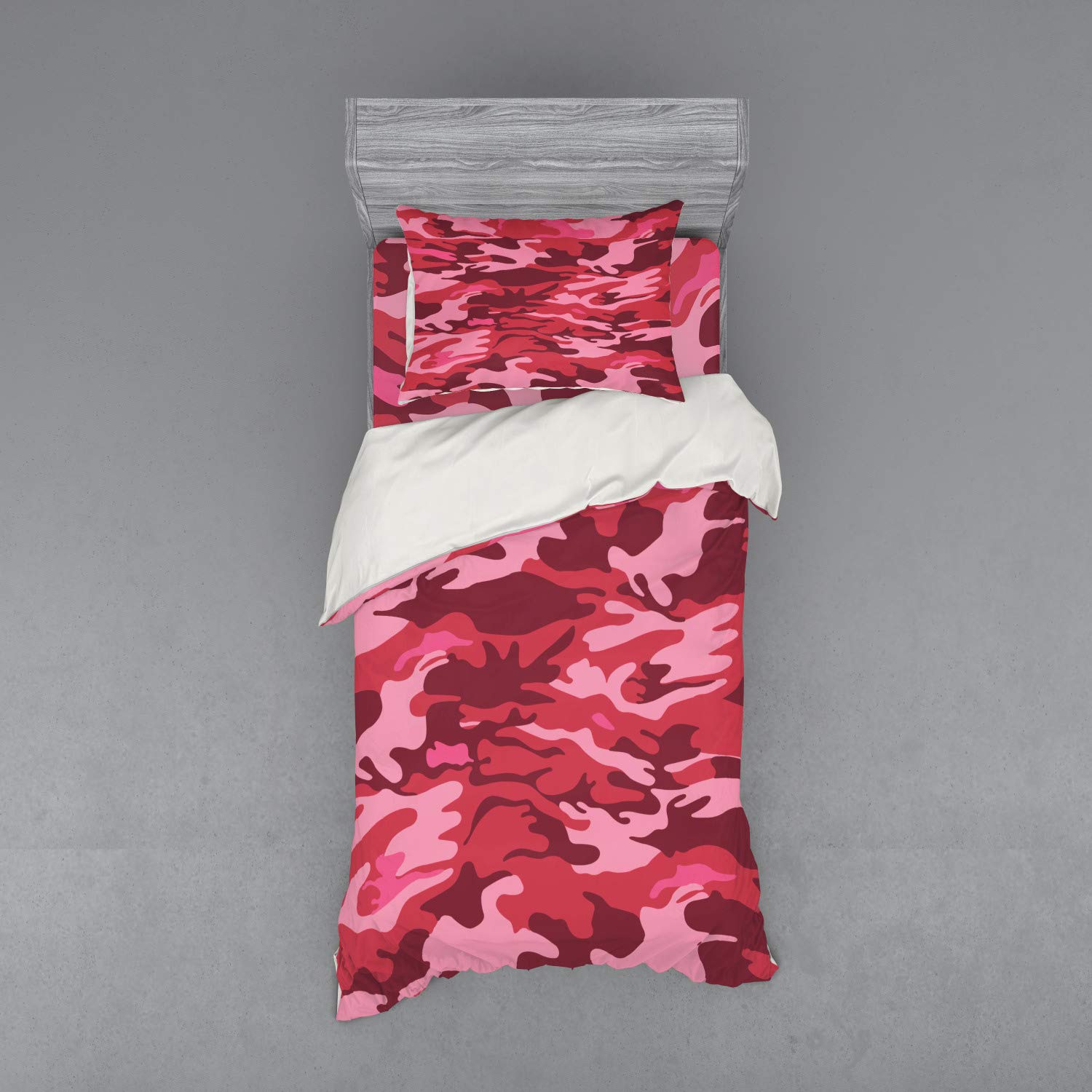 Ambesonne Pink Camouflage Duvet Cover Set - 3 Piece Twin Size Bedding with Sham & Fitted Sheet - Soft Pale Pink & Dark Coral Camo Design - Perfect for Kids Room, Teen Bedroom & Autumn Themed Decor