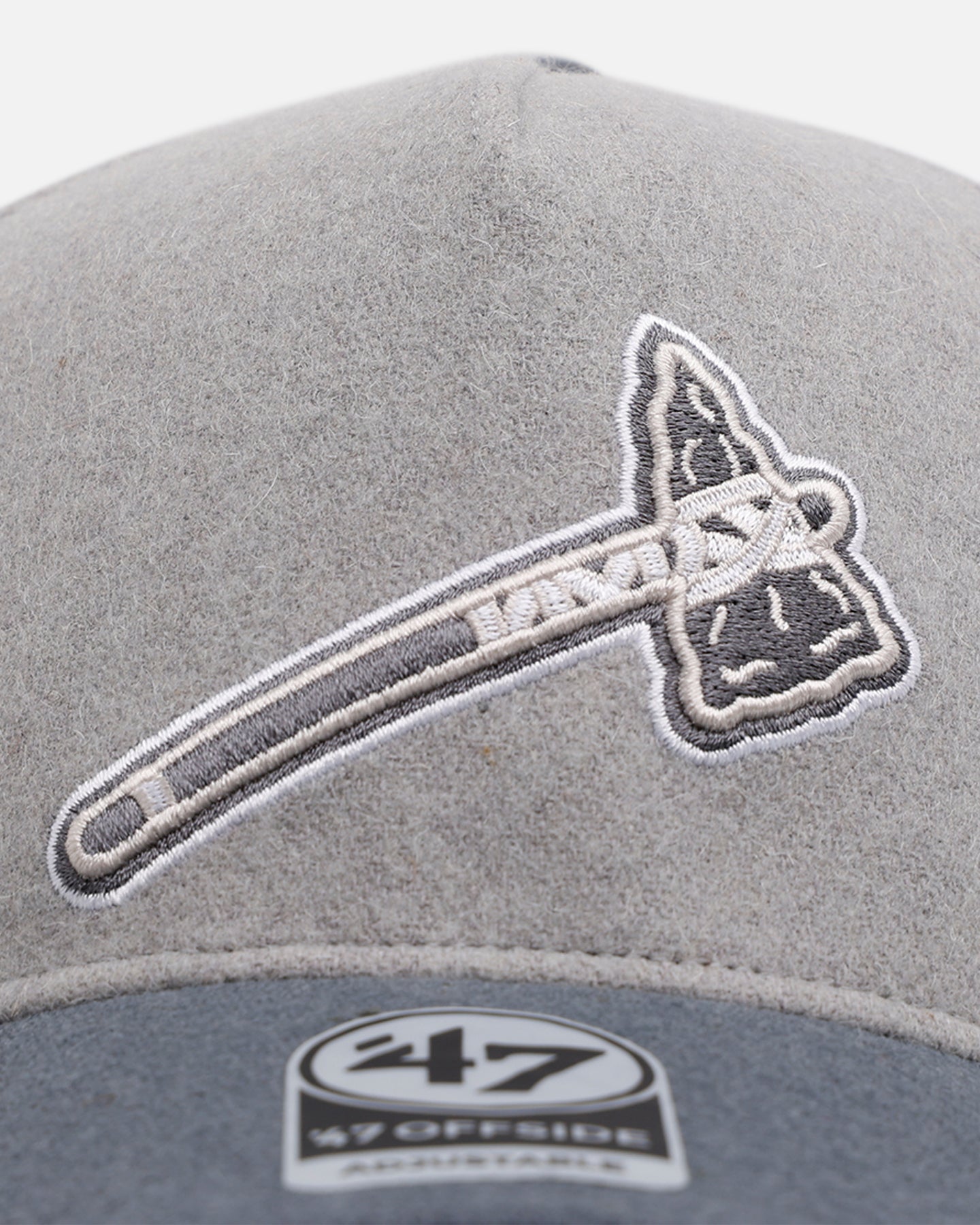 47 Brand Atlanta Braves 'Shades Of Gray' Snapback Hat - Adjustable 47 Offside Cement Baseball Cap for Men & Women - Perfect for Sports Games, Casual Wear & Fan Collections