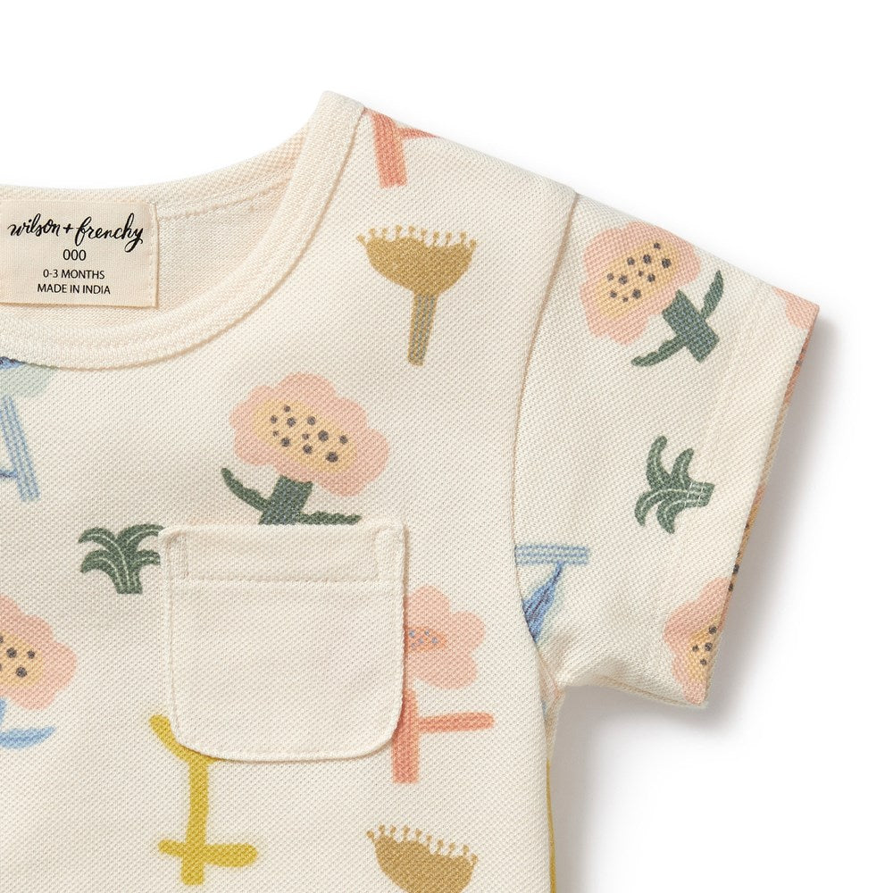 Organic Cotton Cookie Cutter Print T-Shirt - Soft & Comfortable Tee for Baking Enthusiasts & Home Chefs - Perfect for Kitchen, Baking Parties & Casual Wear