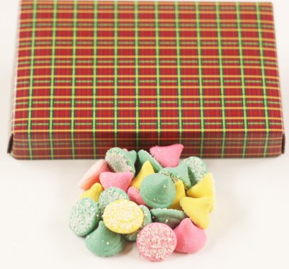 Scott's Cakes Smooth N Melty Pastel Mints - 1 Pound Christmas Plaid Gift Box - Perfect for Holiday Gifting, Party Favors & Office Treats