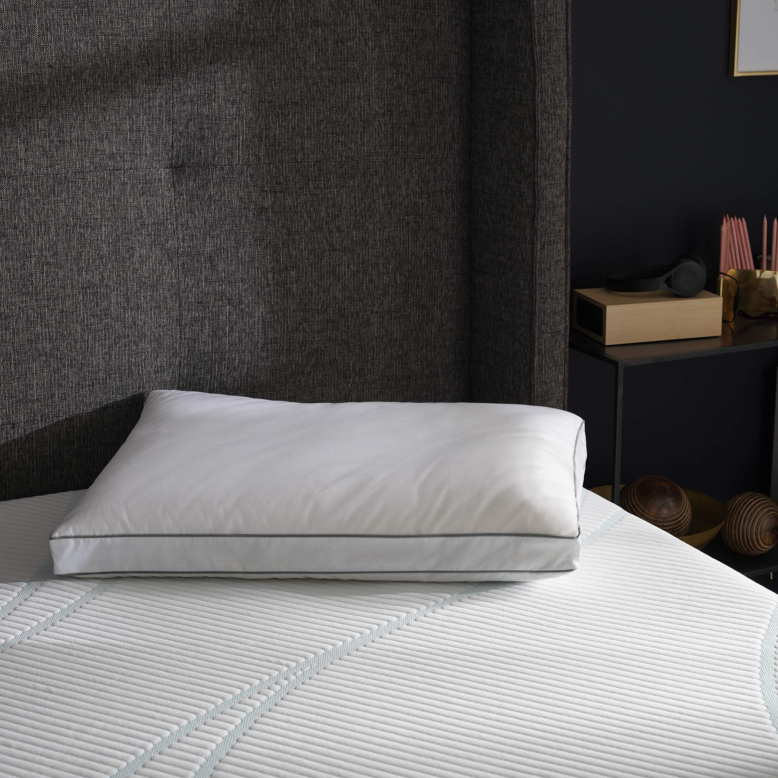 TEMPUR-Home Medium-Soft Down Alternative Pillow - Queen Size, Hypoallergenic, Breathable White Pillow for Side Sleepers & Back Sleepers - Perfect for Bedroom, Hotel, or Travel Use