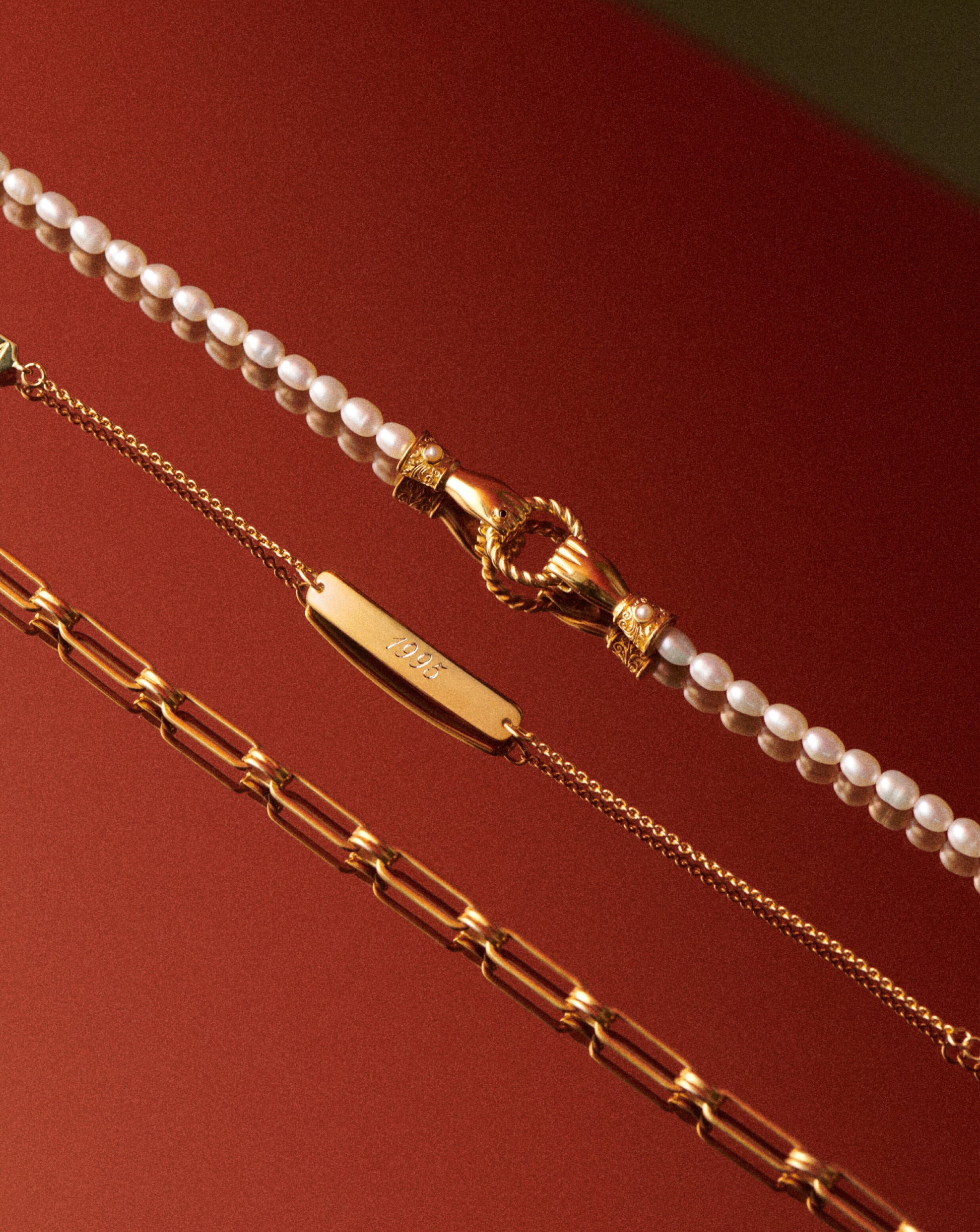 Harris Reed In Good Hands Pearl Bracelet - 18k Gold Plated, Pearl & Black Onyx Jewelry for Women | Elegant Gift for Birthday, Anniversary & Special Occasions