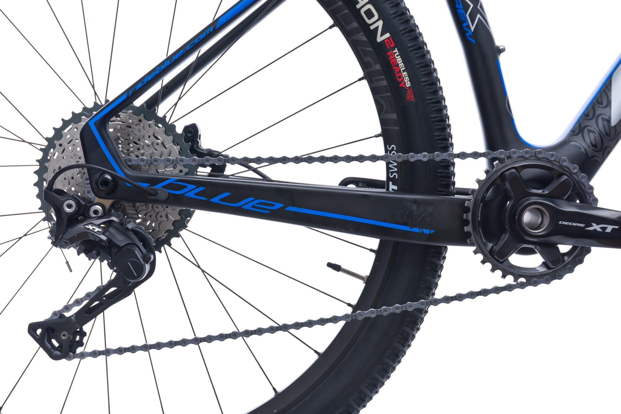 Blue Crew EX Medium Bike - Lightweight Aluminum Frame, 21-Speed Gears for Smooth Riding - Perfect for Commuting, Trail Adventures & Urban Cycling (2017 Model)