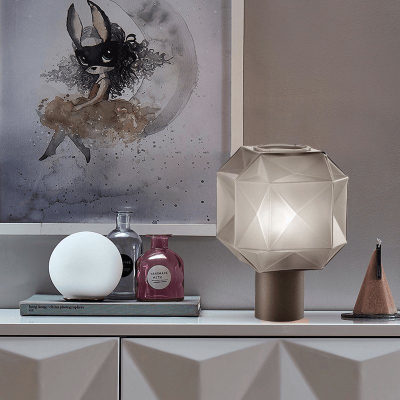 Modern Cubo Table Lamp - Stylish LED Nightstand Light for Bedroom, Living Room & Office - Soft Warm White Lighting for Reading & Relaxation