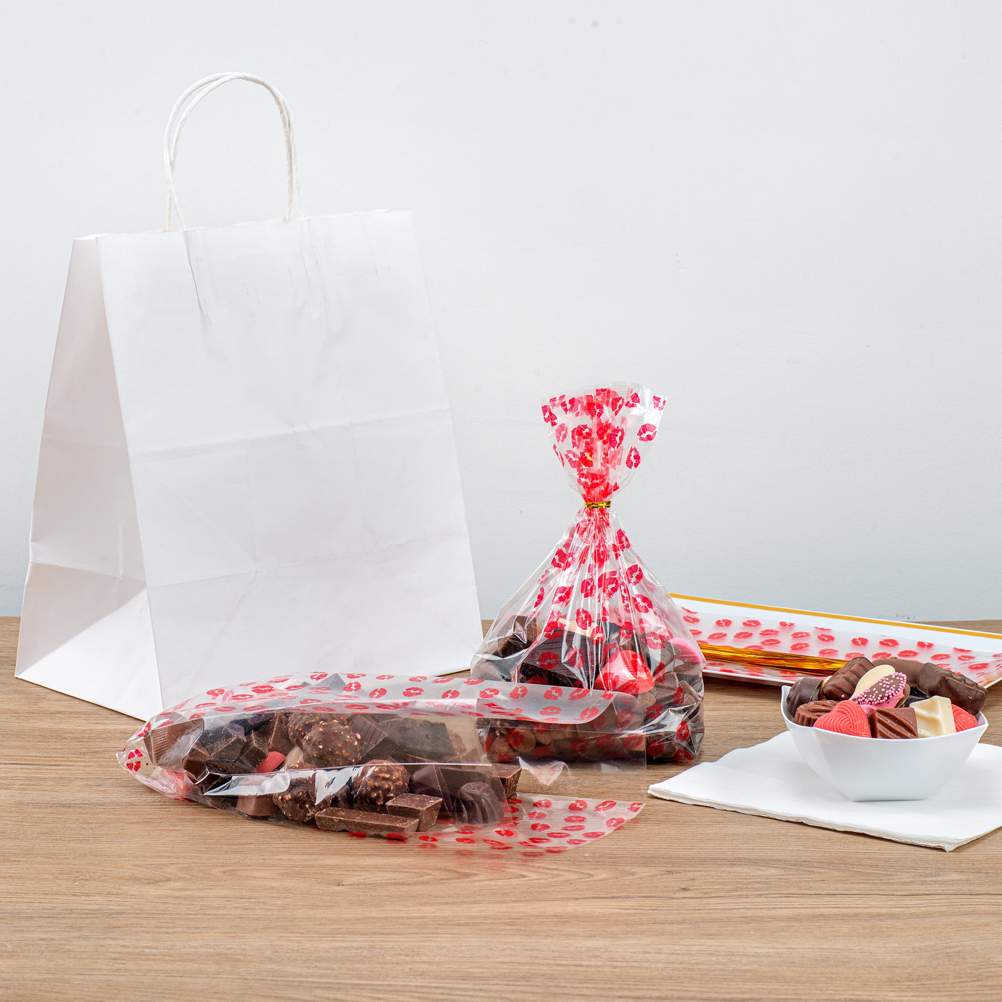 Plastic Candy Bags with Sexy Lips Design - Gusseted, 5x3x11 Inches, 4000 Count Bulk Box - Perfect for Candy Packaging, Party Favors & Retail Display