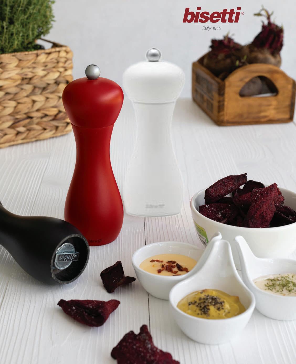 Premium Bisetti Rimini 7-Inch White Beech Wood Pepper Mill with Adjustable Carbon Steel Grinder - Handcrafted in Italy - Perfect for Kitchen, Dining Table & Gourmet Cooking