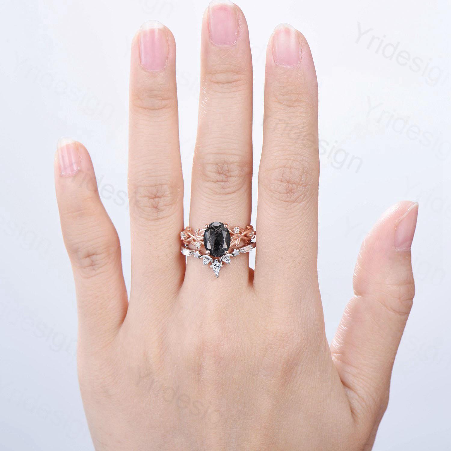 1.5CT Oval Salt and Pepper Diamond Engagement Ring Set - Nature Inspired Wedding Band, Unique Moon & Star Stackable Matching Ring - Perfect for Anniversaries, Proposals & Bridal Jewelry Gifts