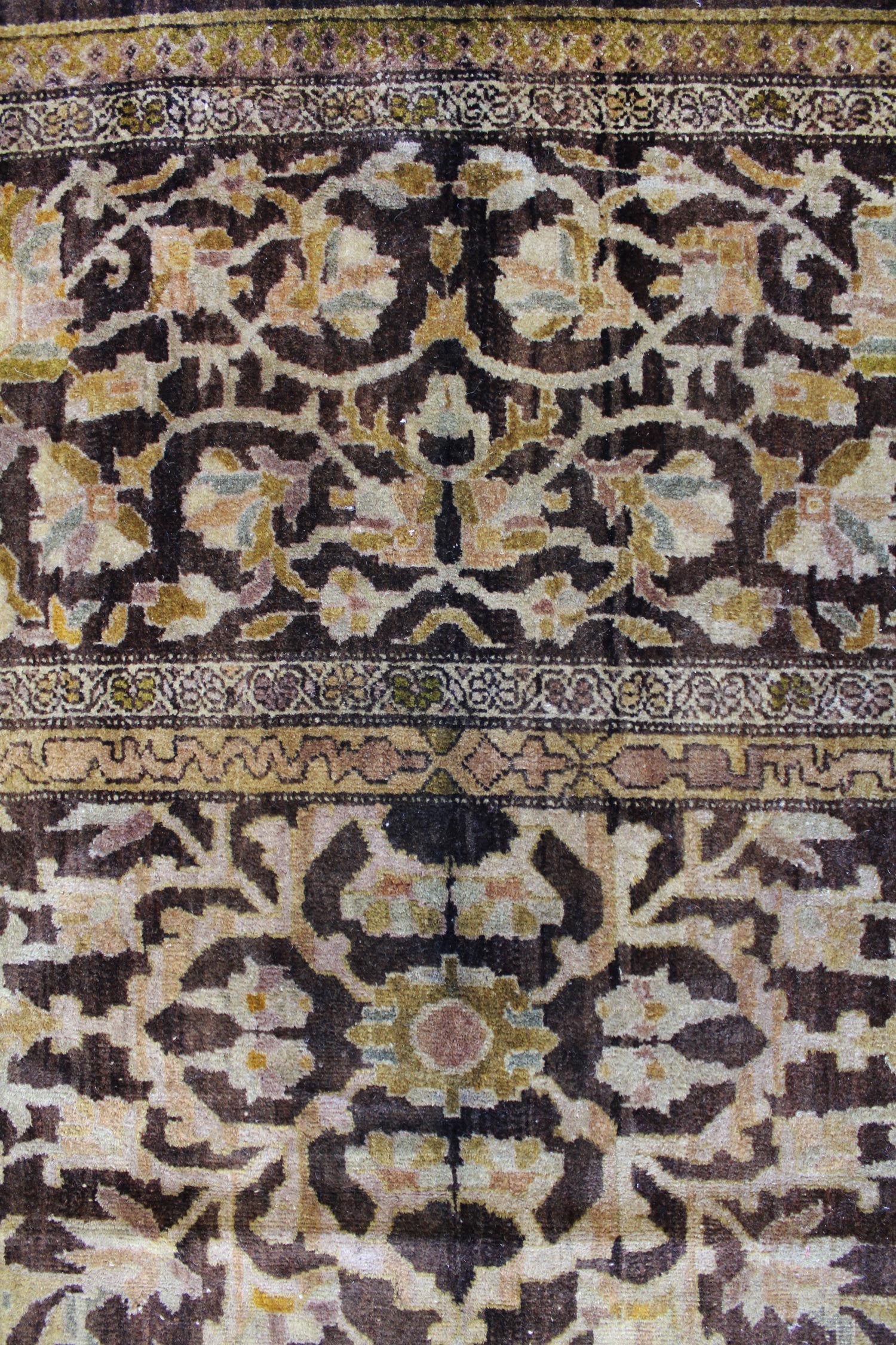 Antique Amritsar Handwoven Traditional Rug JF8014 - Authentic Indian Wool Carpet for Living Room, Bedroom & Office Decor