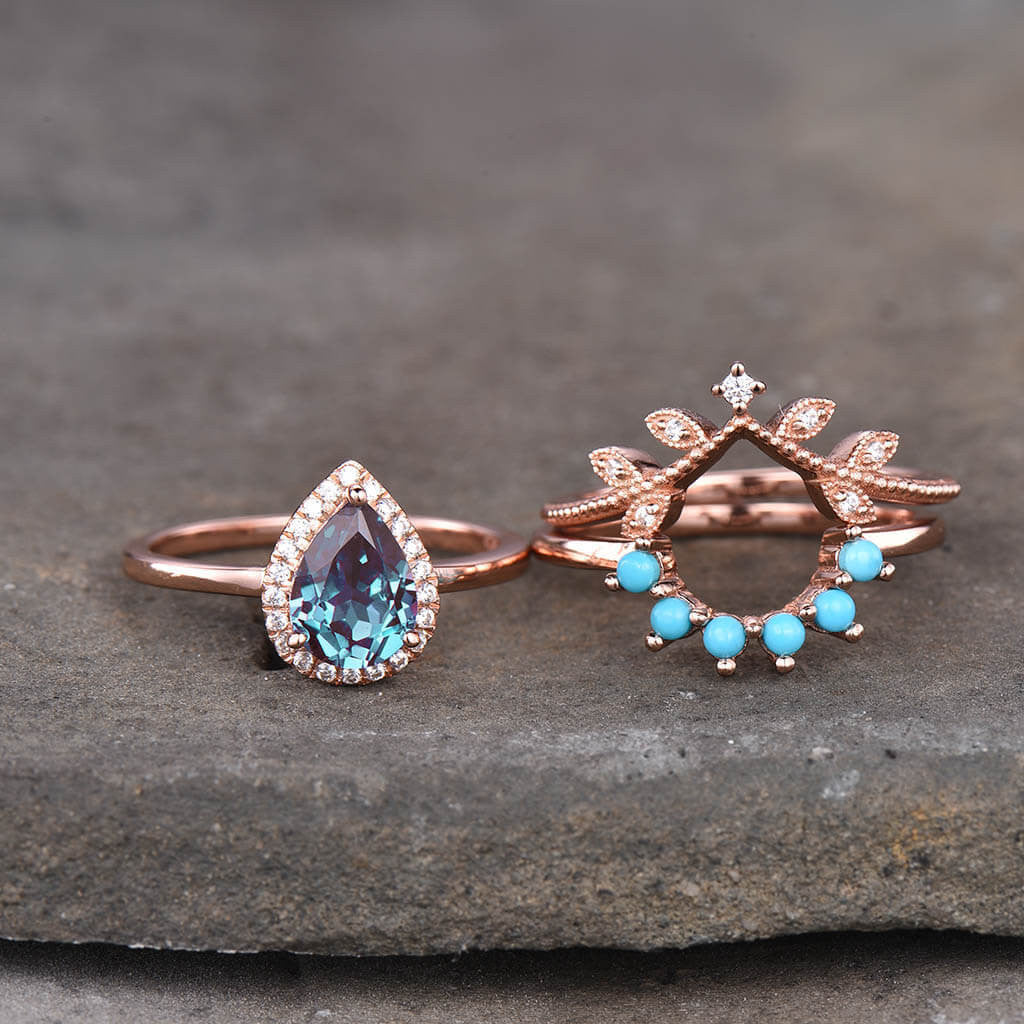 Vintage Pear Shaped Alexandrite Engagement Ring Set with Leaf Diamond & Turquoise Accents - Perfect for Weddings, Anniversaries & Romantic Proposals