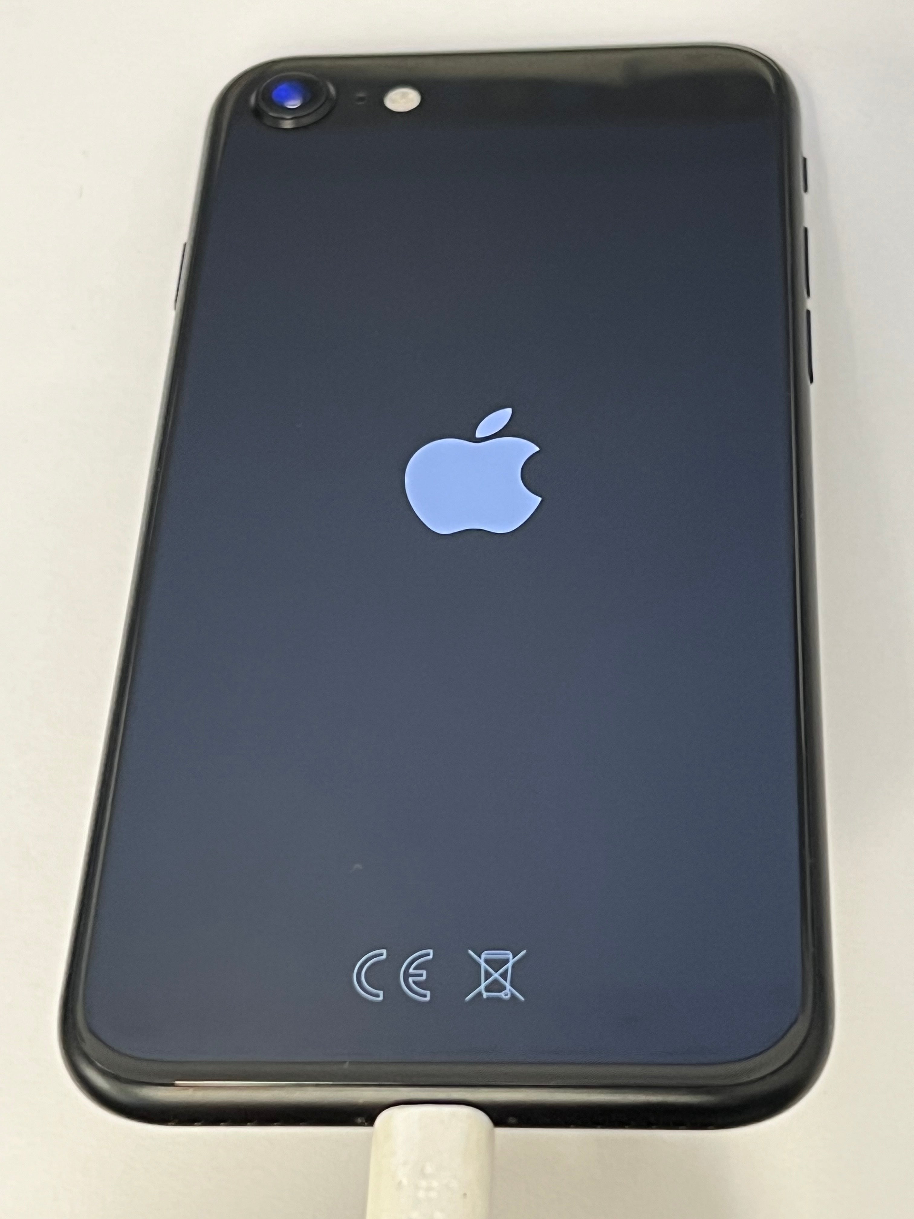Apple iPhone SE (2020) 128GB Unlocked Smartphone - 4.7