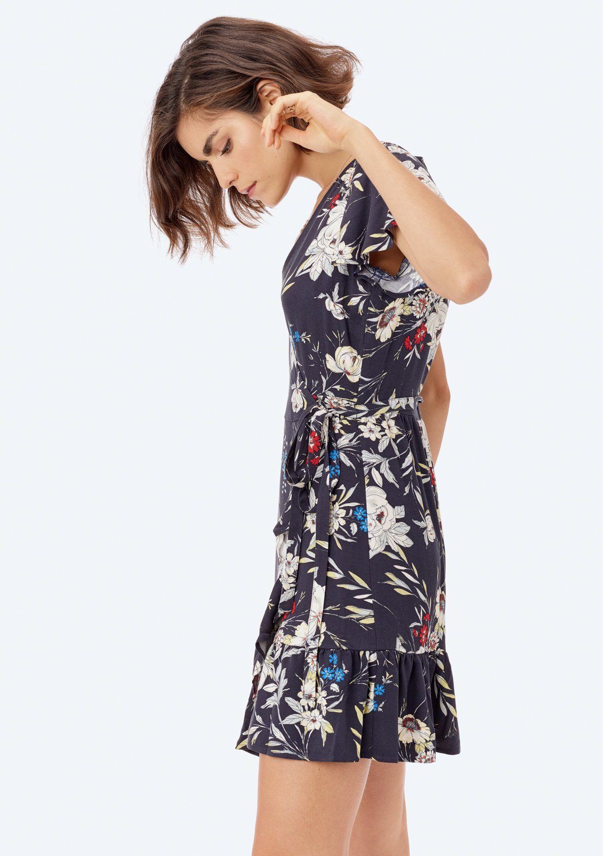 Elegant Ceren Floral Wrap Dress for Women - Summer Boho Maxi Dress with V-Neck & Flowy Sleeves - Perfect for Beach Vacations, Date Nights & Garden Parties