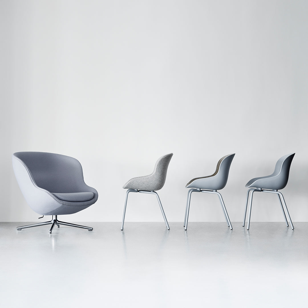 Stylish Hyg Side Chair with Sturdy Steel 4-Leg Design - Perfect for Dining Rooms, Kitchens, and Small Spaces