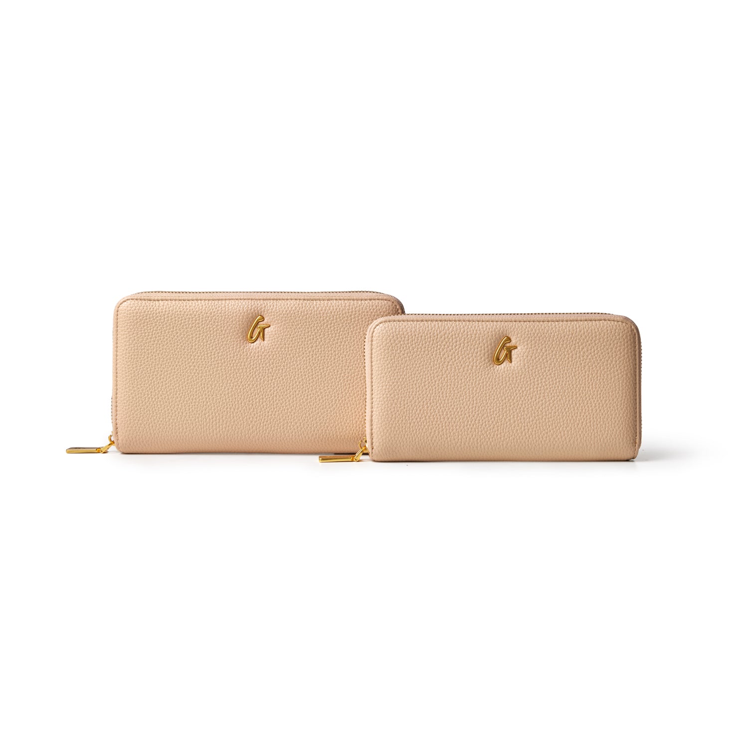 Standard Pebble Wallet in Nude - Slim & Stylish RFID Blocking Leather Wallet for Men & Women - Perfect for Everyday Use, Travel, and Secure Card Storage