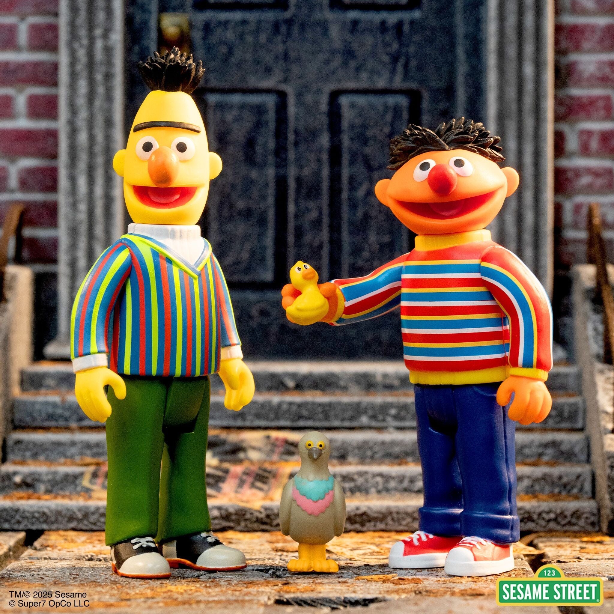 Sesame Street Blind Box Wave 3 - Collectible Mystery Toys for Kids & Adults - Perfect for Gifts, Parties, and Surprise Reveals