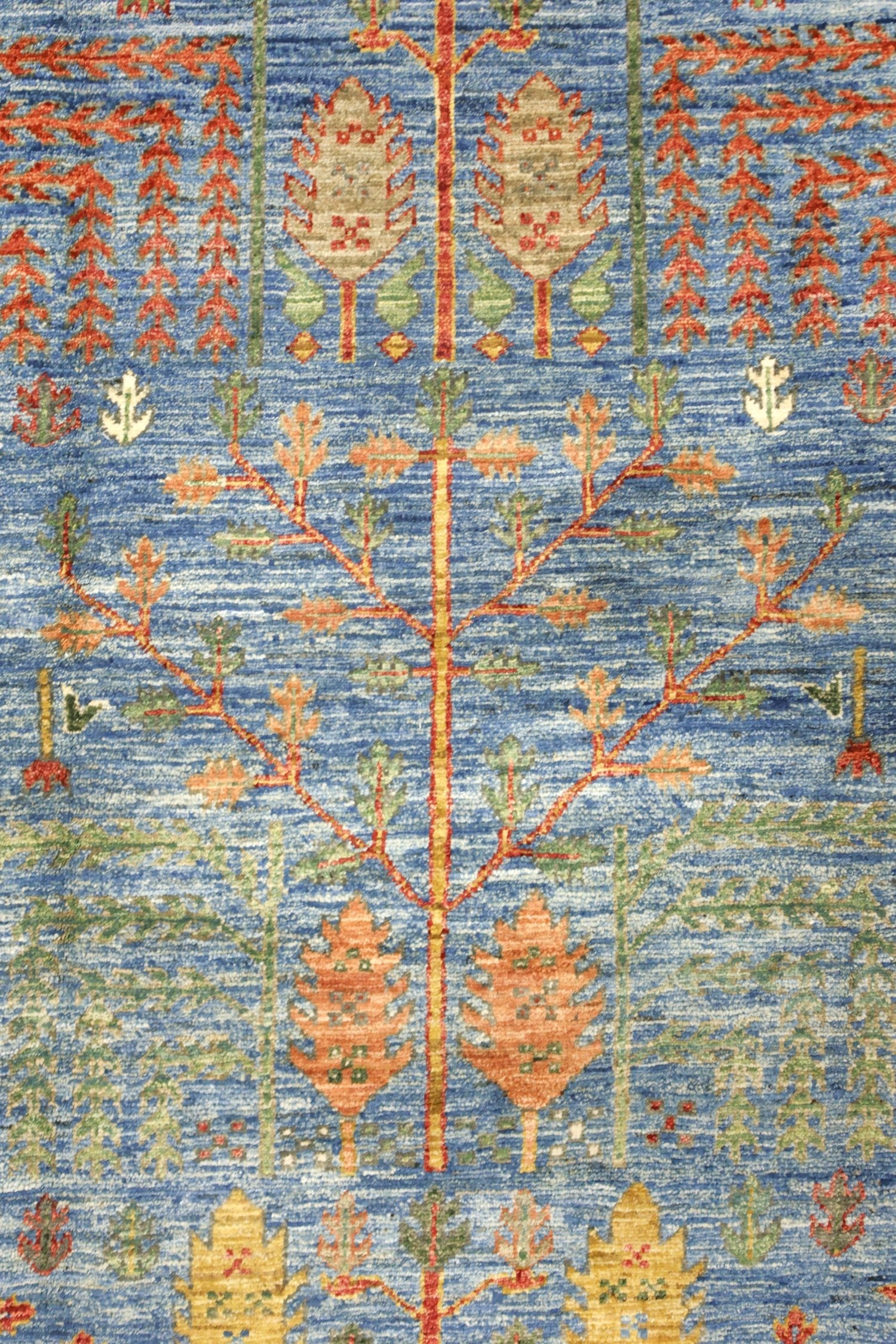 Handwoven Bakshaish Willow Tribal Rug - Authentic Persian Design for Home Decor, Living Room, Bedroom - J77773