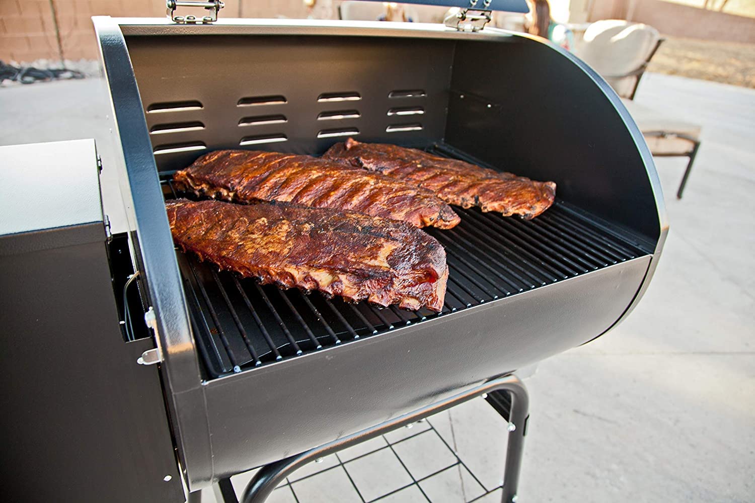 Camp Chef SE 24 Pellet Grill - Easy-to-Clean Wood Pellet Grill & Smoker with 429 Sq In Cooking Space - Perfect for Backyard BBQs, Tailgating, and Outdoor Cooking - Black