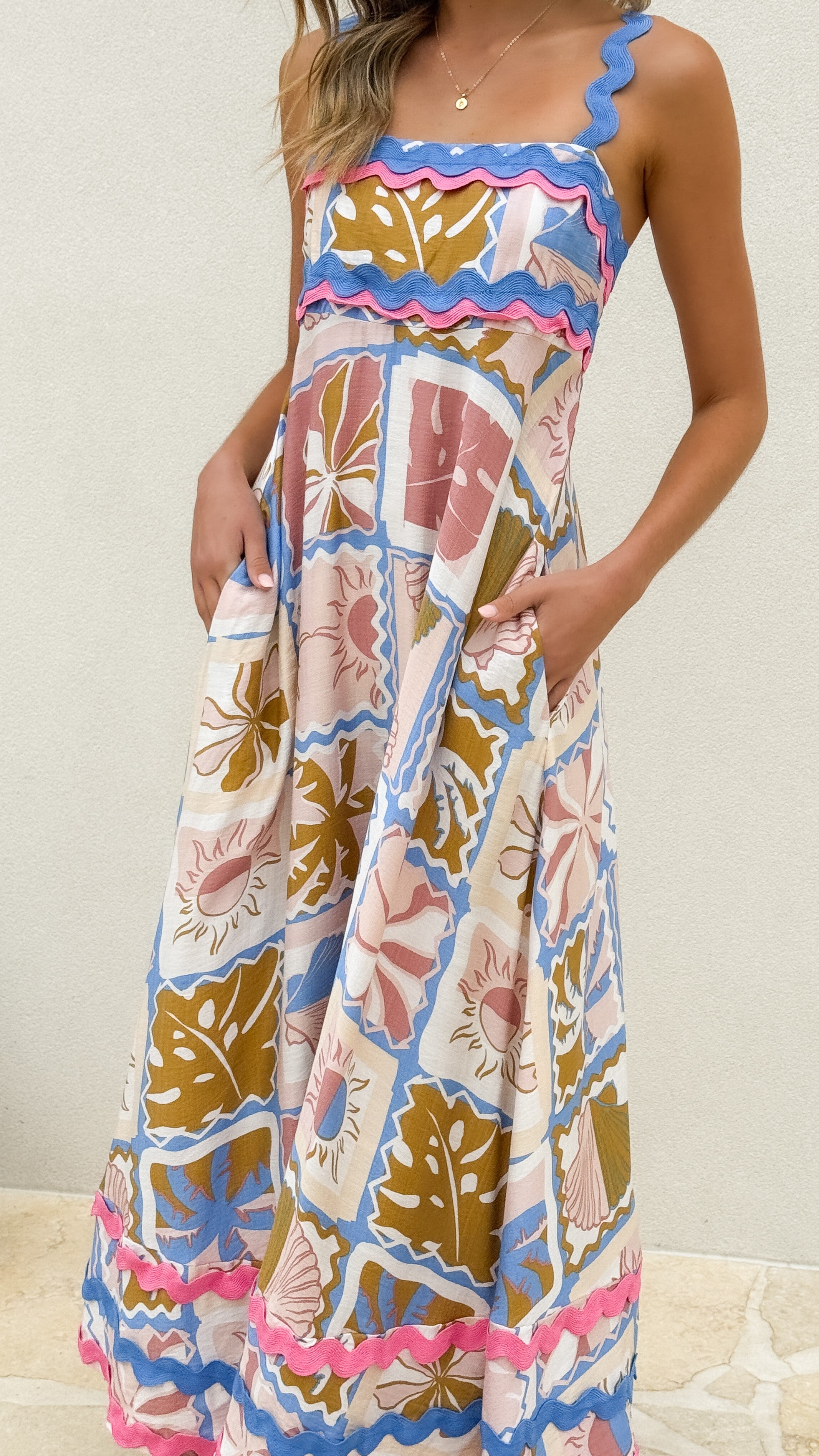 Arabella Maxi Dress with Bahamas Floral Print - Perfect for Beach Vacations, Summer Parties & Boho Fashion