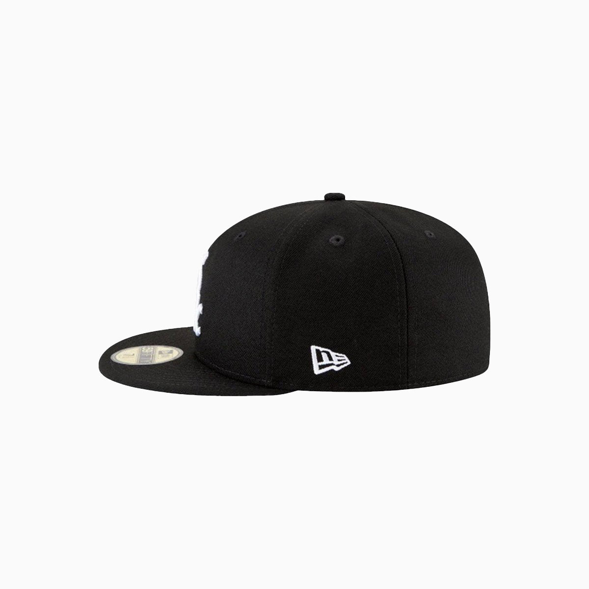 Chicago White Sox MLB Basic 59Fifty Fitted Hat - Official Baseball Cap for Men & Women - Perfect for Games, Sports & Casual Wear