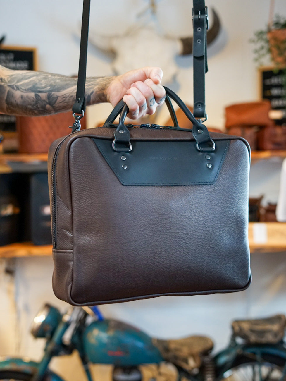 Premium Two-Tone Business Bag - Rock River Cappuccino & Flat Black Accents - Professional Laptop Briefcase for Office, Travel & Business Meetings