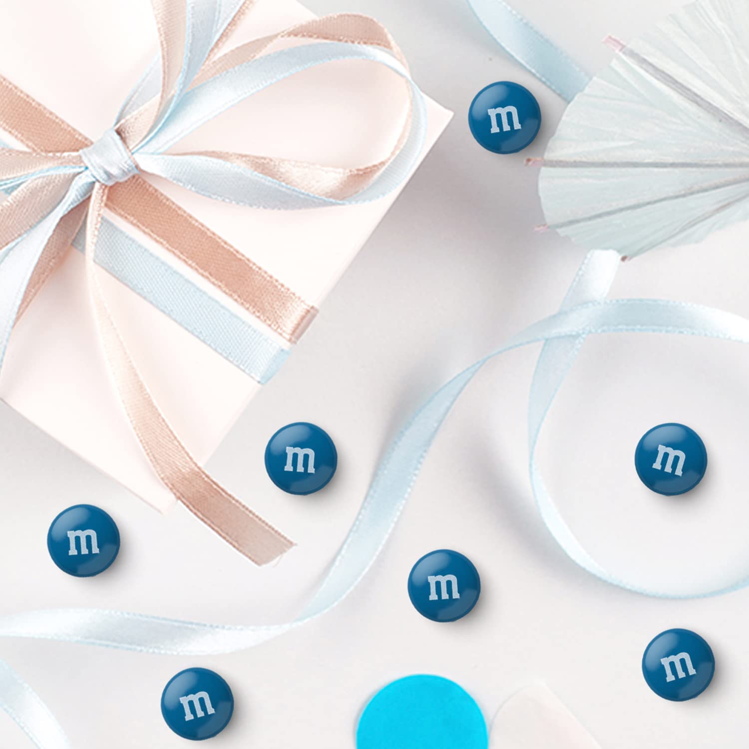 M&M'S Blue Milk Chocolate Candy Bulk - 5 lbs Resealable Bag for Graduation, Wedding, Birthday Party, Baby Shower, Gender Reveal & Holiday Celebrations - Perfect for Easter, 4th of July & Party Favors