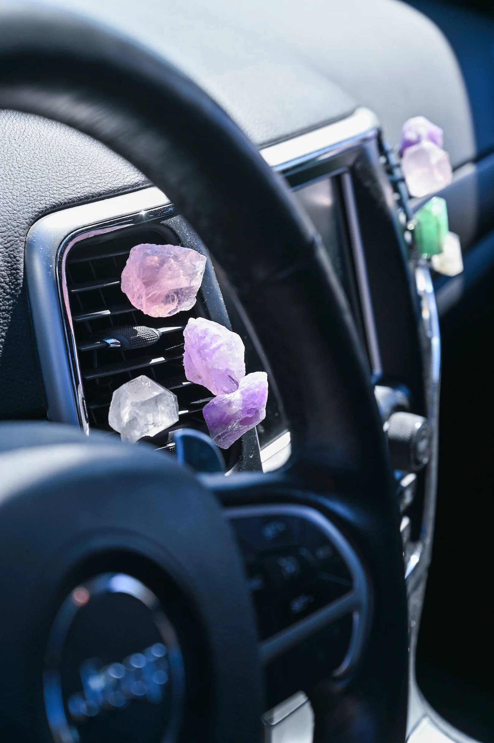 Ride N Style Crystal Car Vent Clips - Elegant Air Freshener Holder for Car, Home & Office - Perfect for Aromatherapy & Fragrance Diffusers