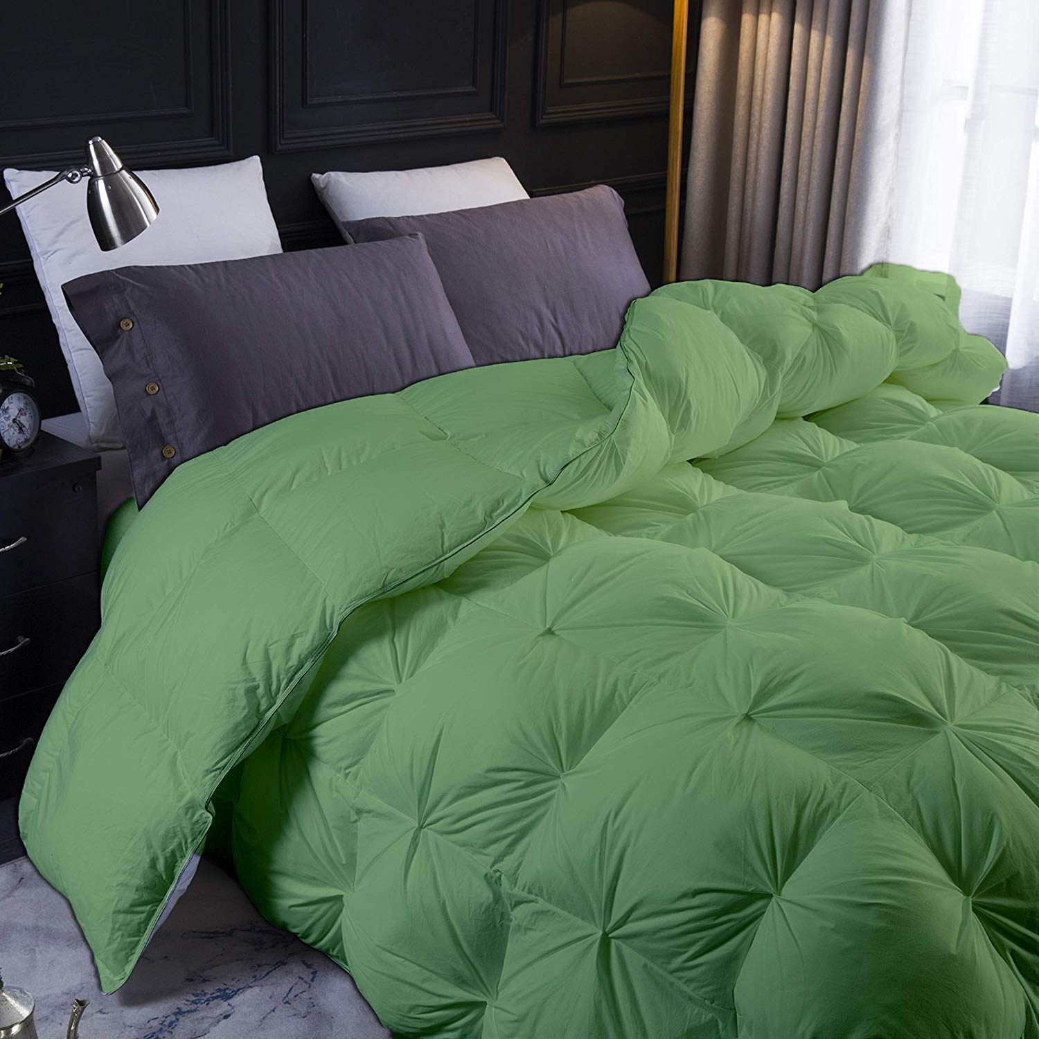 Luxury 500 GSM Pinch Pleated Comforter Set with 2 Pillowcases - Oversized Queen Cotton Bedding in Moss Green | Elegant Pin Tuck Design for Master Bedroom, Guest Room & Cozy Home Decor