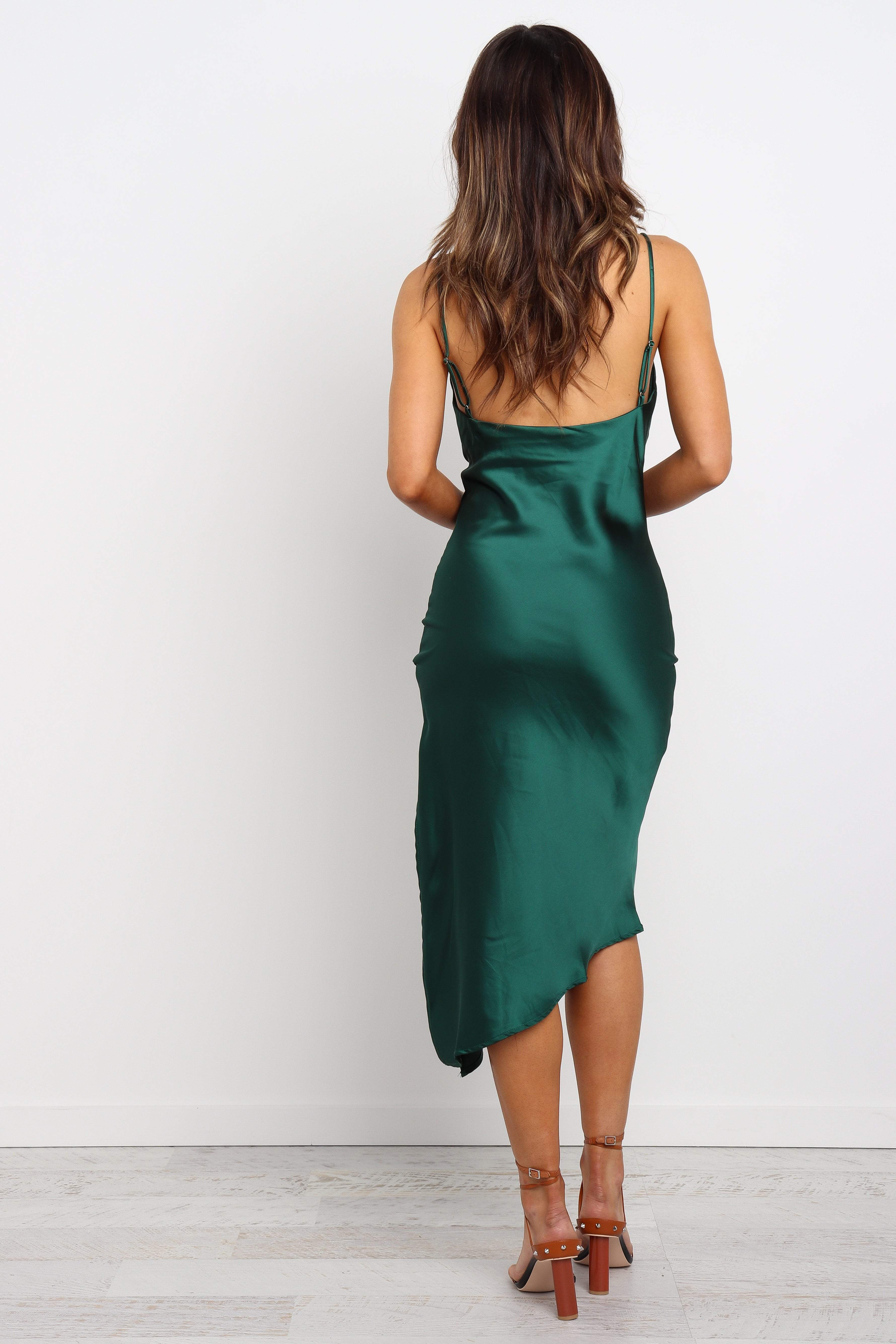 Elegant Cyprus Emerald Green Dress for Women | Perfect for Weddings, Parties & Special Occasions
